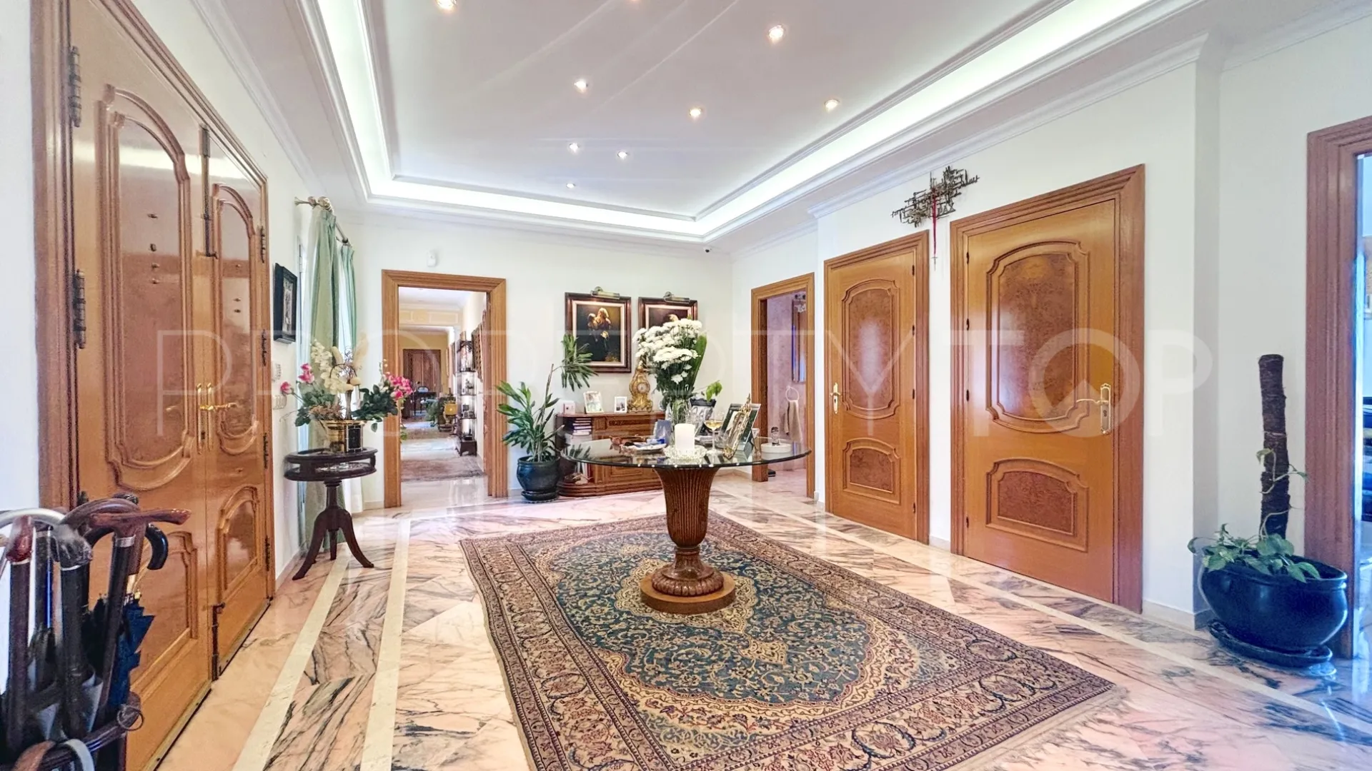 Se vende casa de 10 dormitorios en Mijas Golf