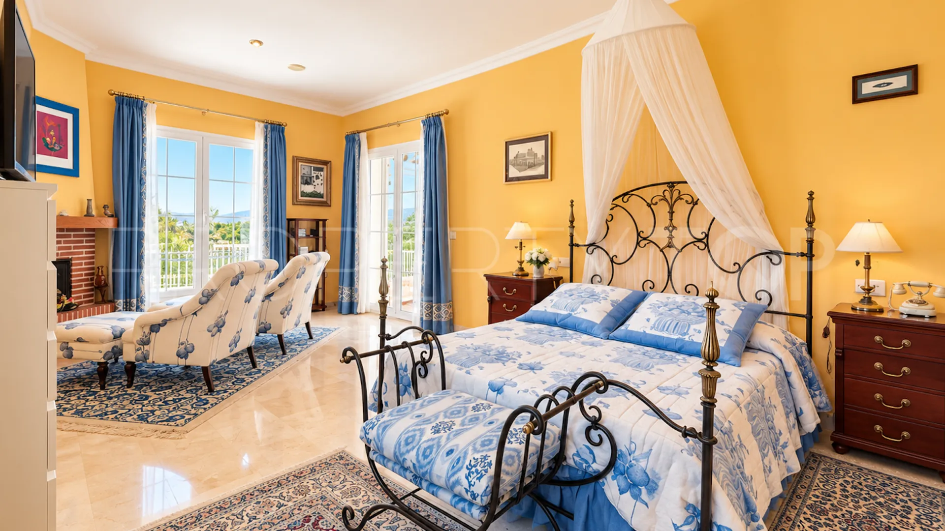 Se vende casa de 10 dormitorios en Mijas Golf