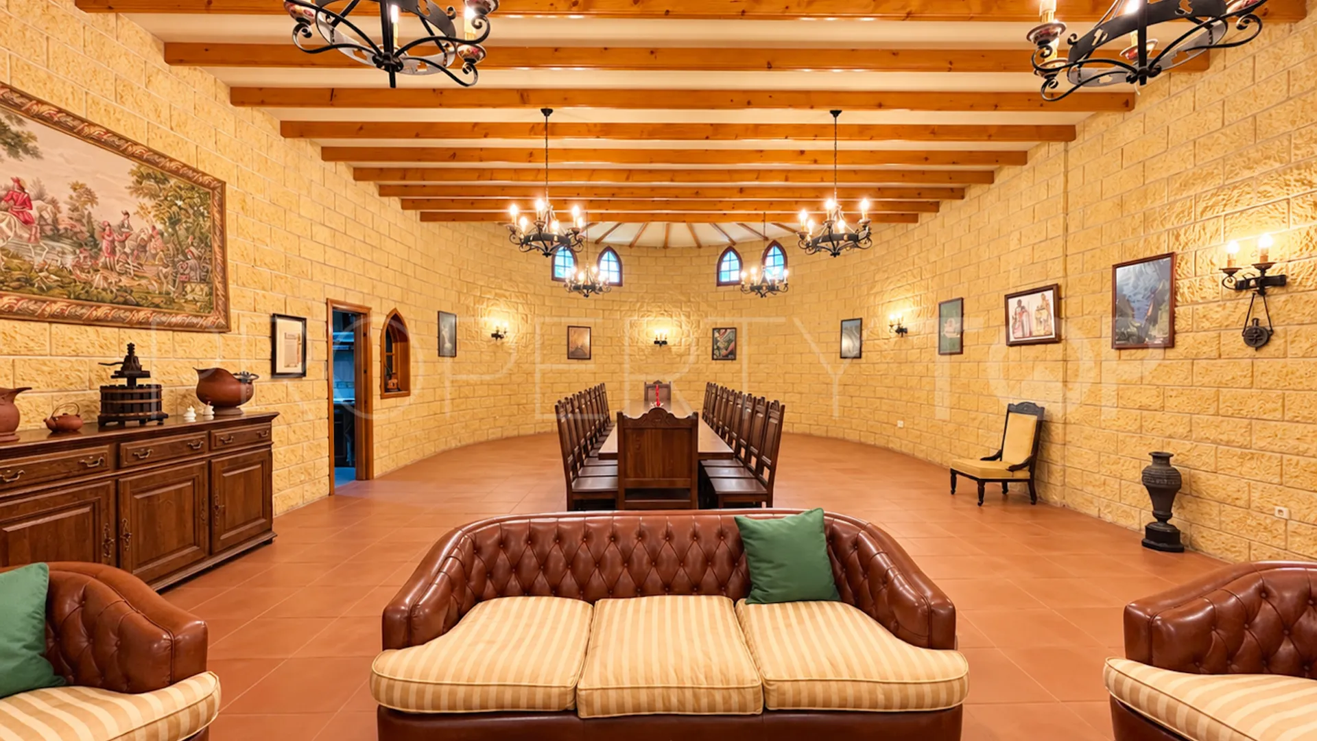 Se vende casa de 10 dormitorios en Mijas Golf