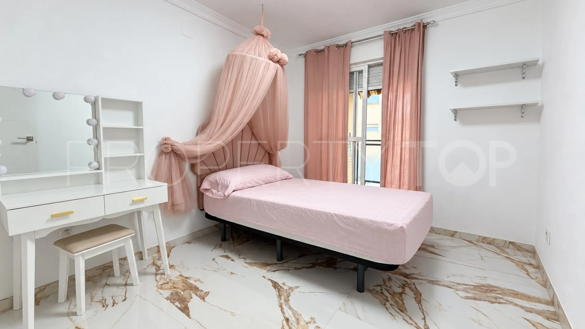 Apartamento en venta en Las Lagunas