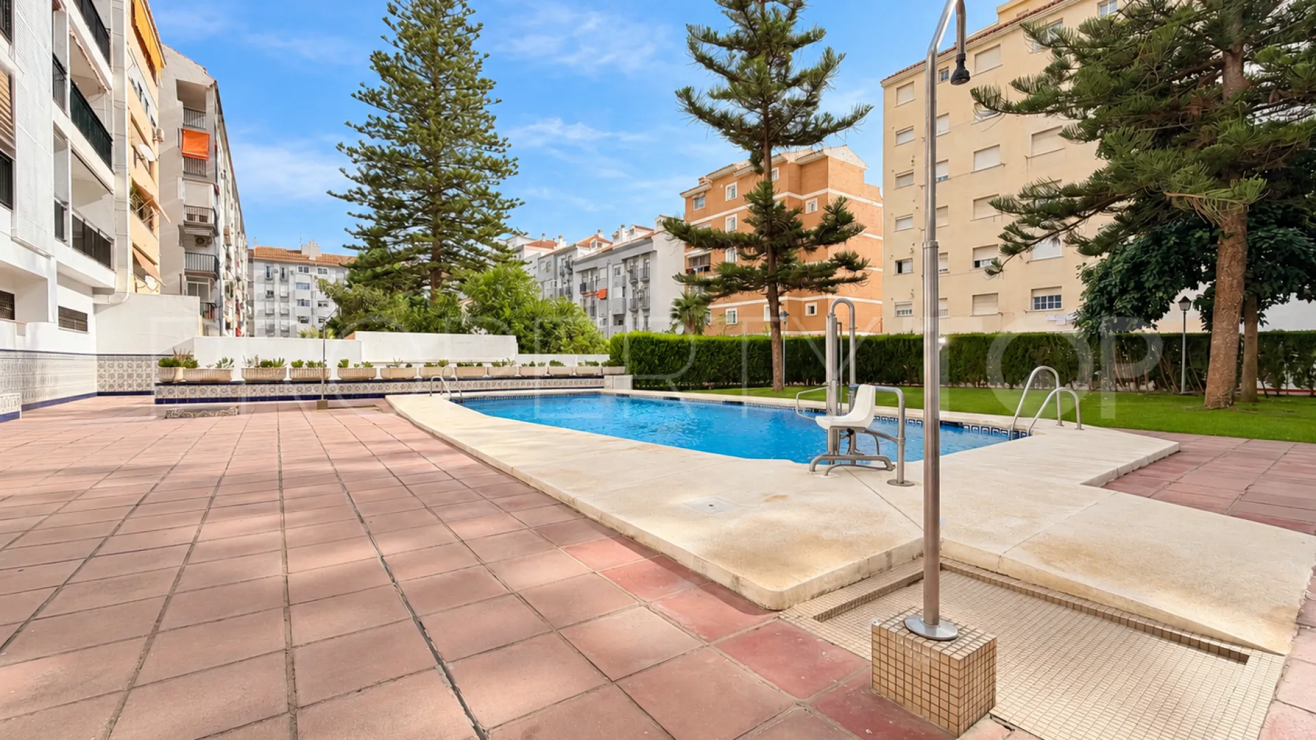 Comprar apartamento con 3 dormitorios en Fuengirola Centro