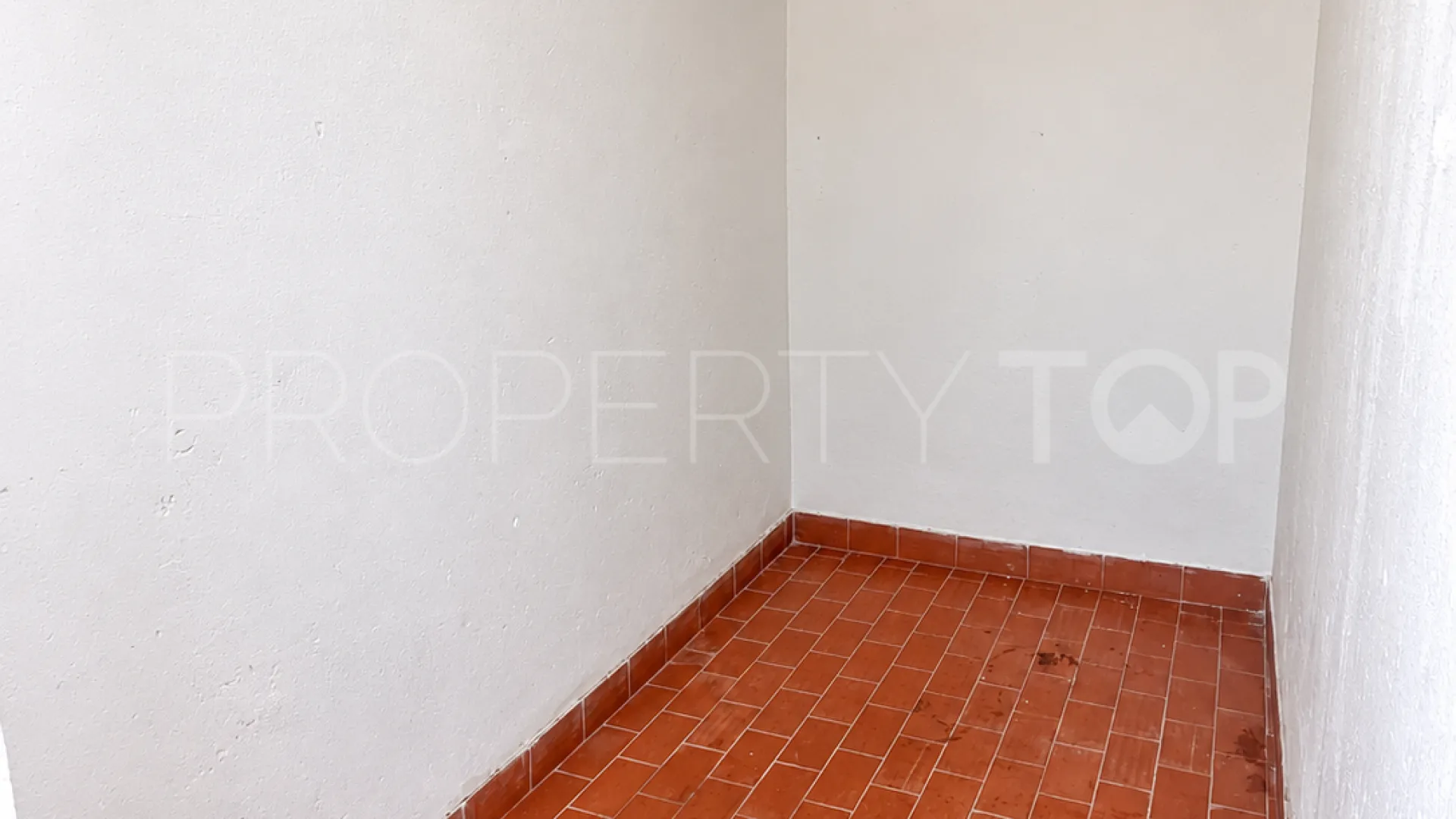 Comprar apartamento con 3 dormitorios en Fuengirola Centro