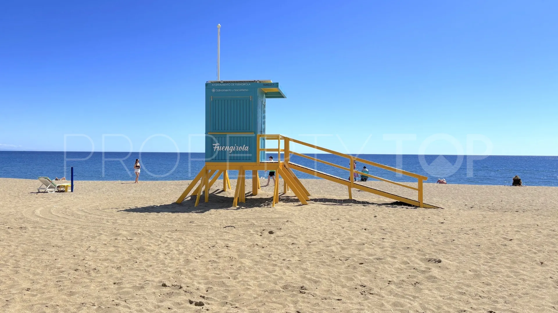 Comprar apartamento con 3 dormitorios en Fuengirola Centro