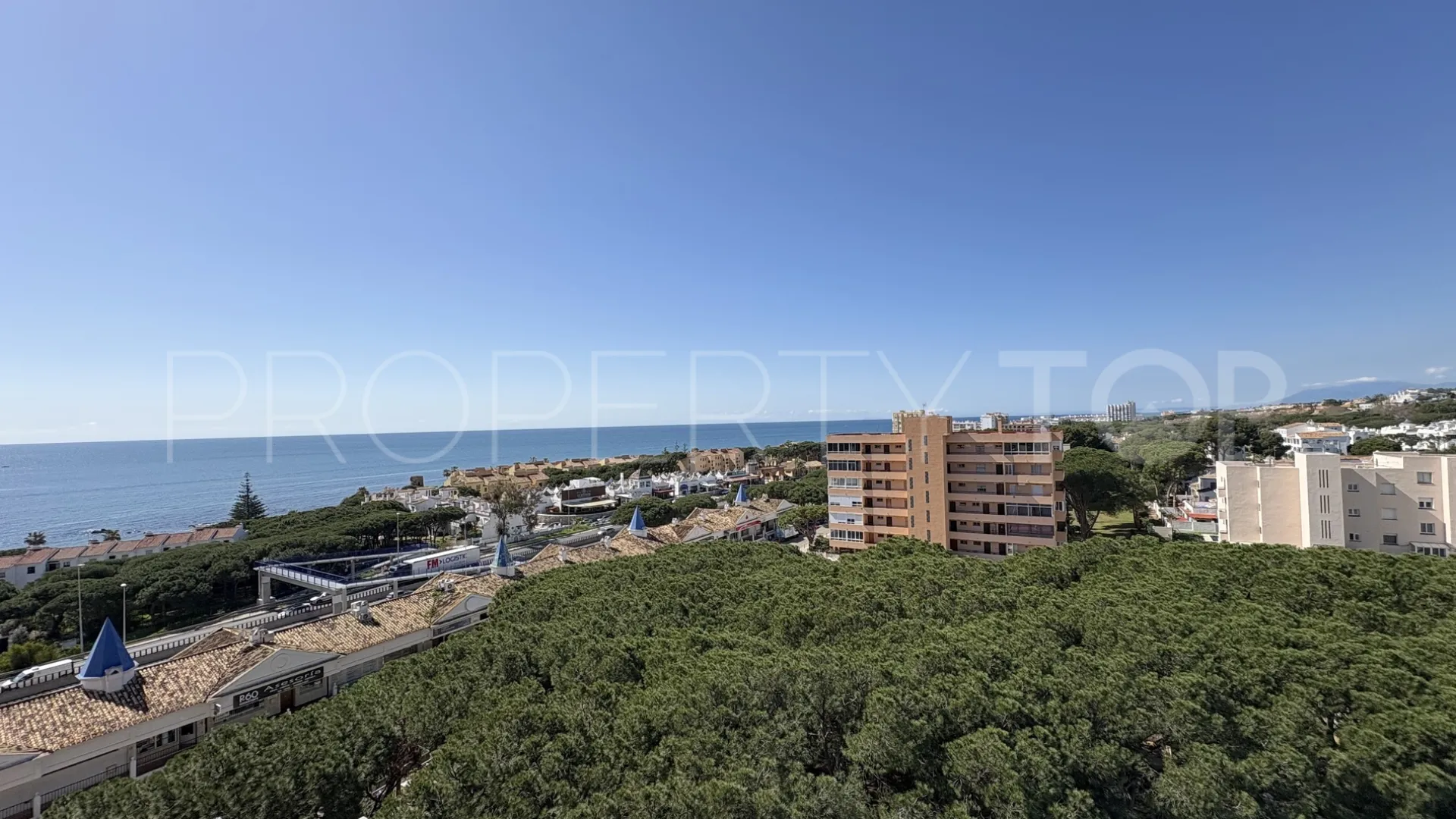 Calahonda, apartamento de 2 dormitorios en venta
