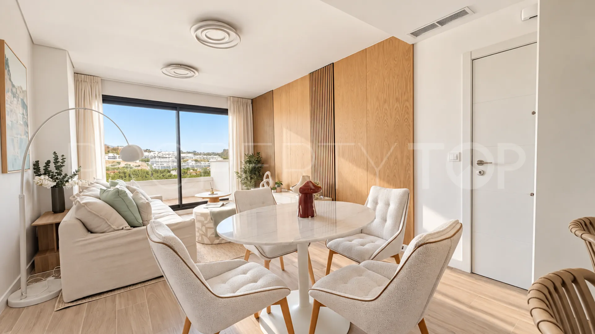 Apartamento en venta con 2 dormitorios en Cala de Mijas