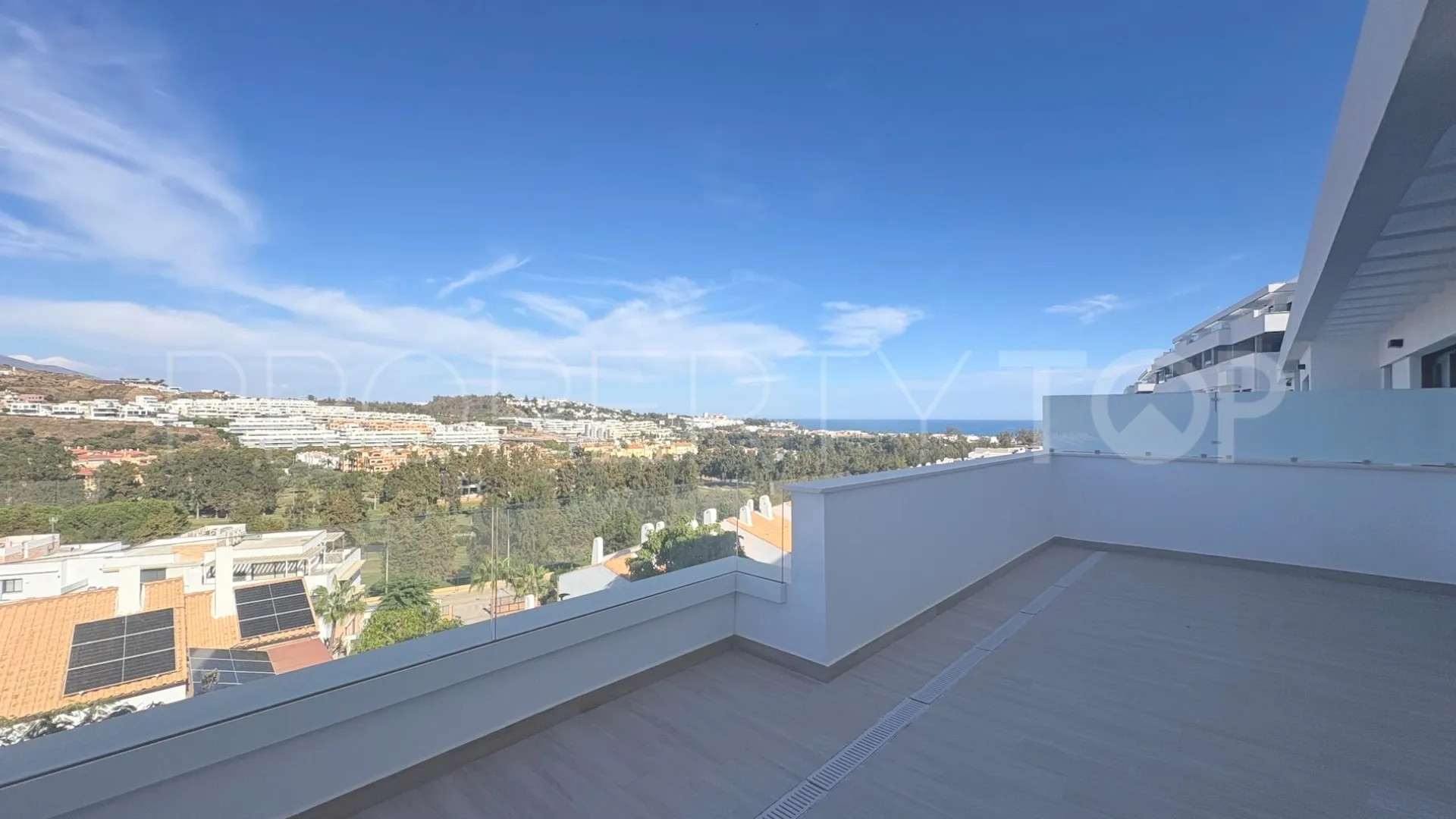 Apartamento en venta con 2 dormitorios en Cala de Mijas