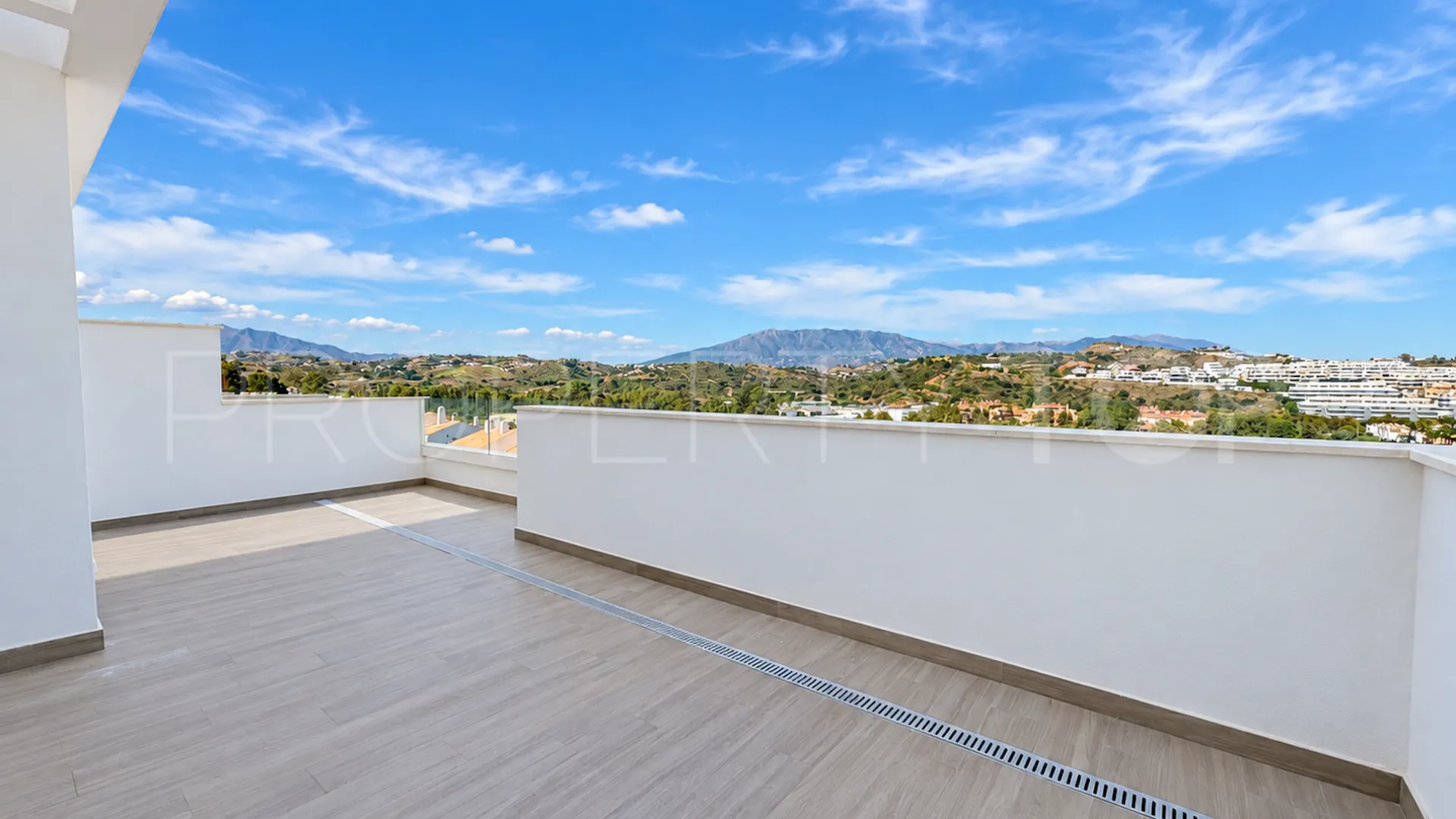 Apartamento en venta con 2 dormitorios en Cala de Mijas