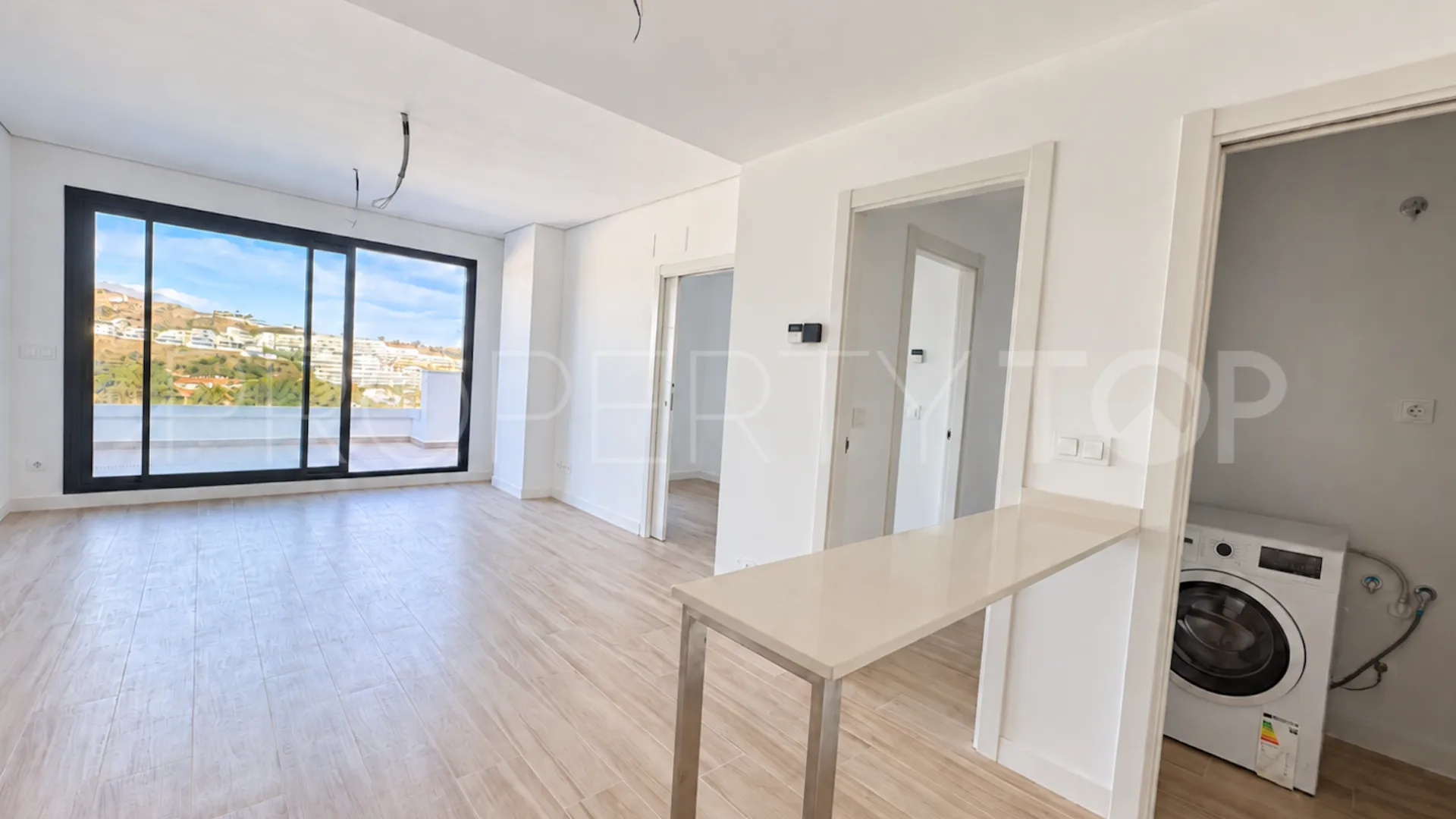 Apartamento en venta con 2 dormitorios en Cala de Mijas