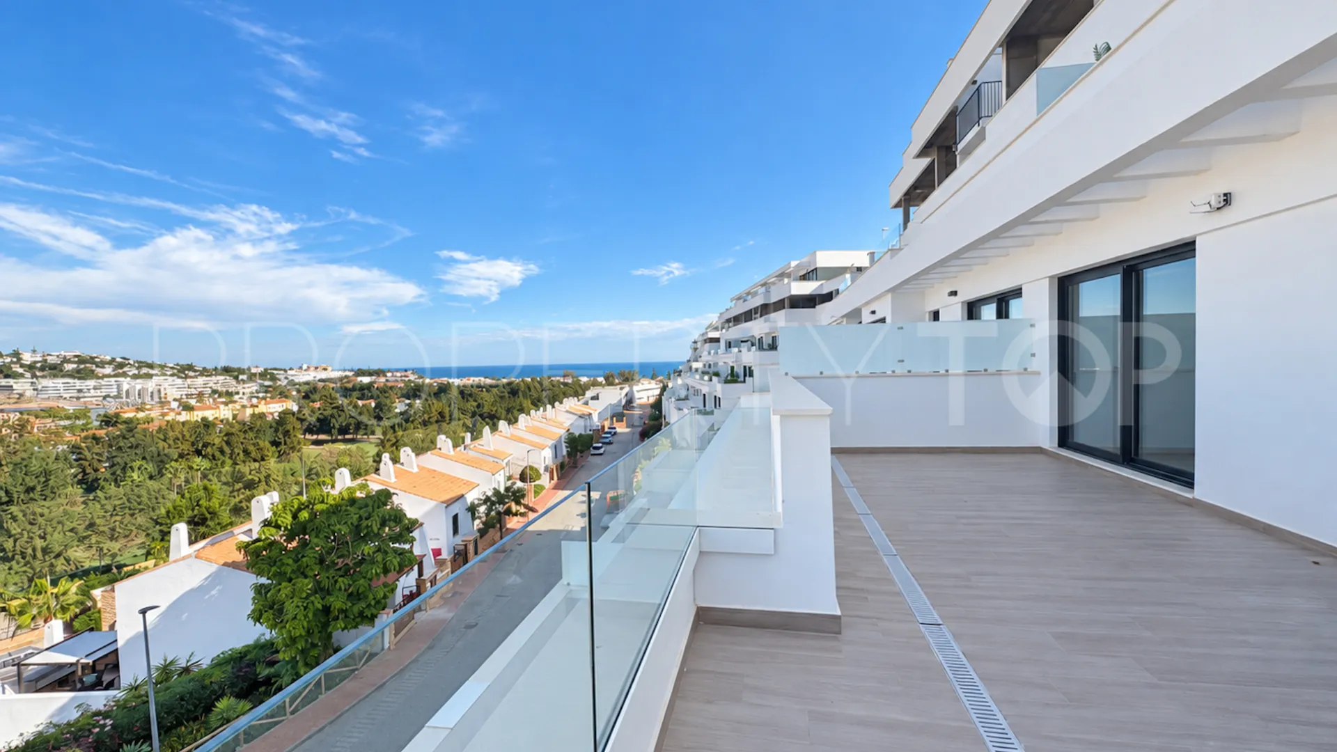 Apartamento en venta con 2 dormitorios en Cala de Mijas
