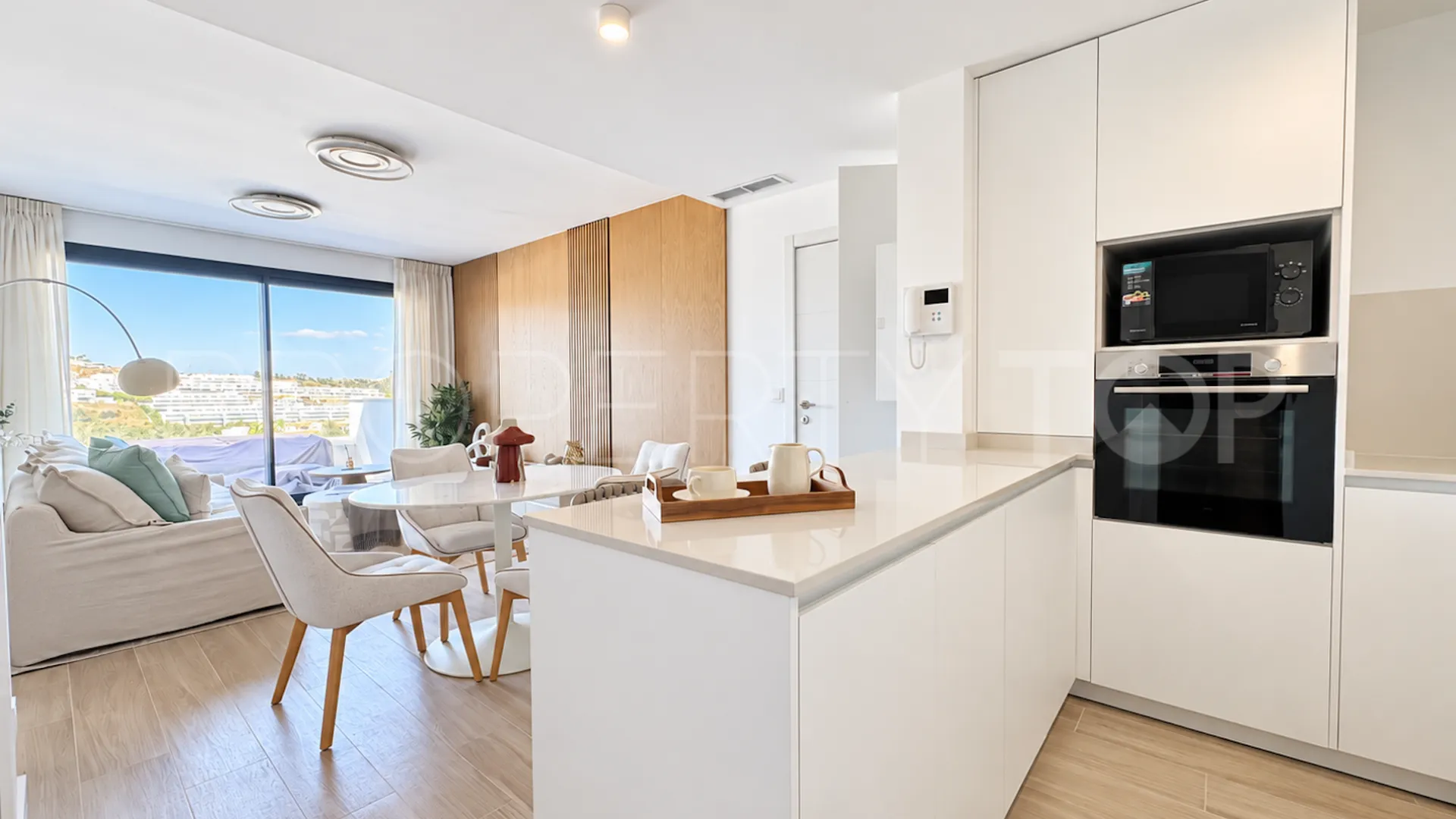 Apartamento en venta con 2 dormitorios en Cala de Mijas