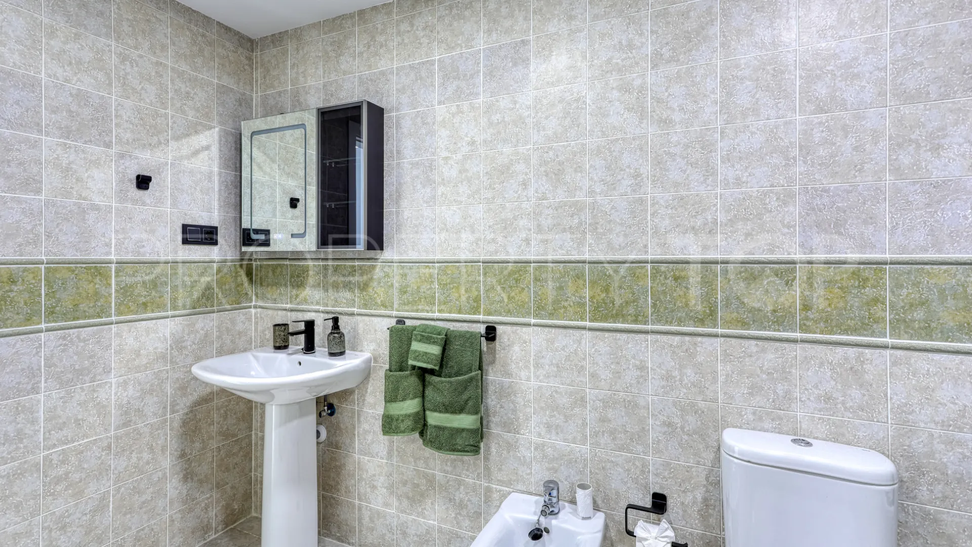 Mijas, casa con 5 dormitorios en venta