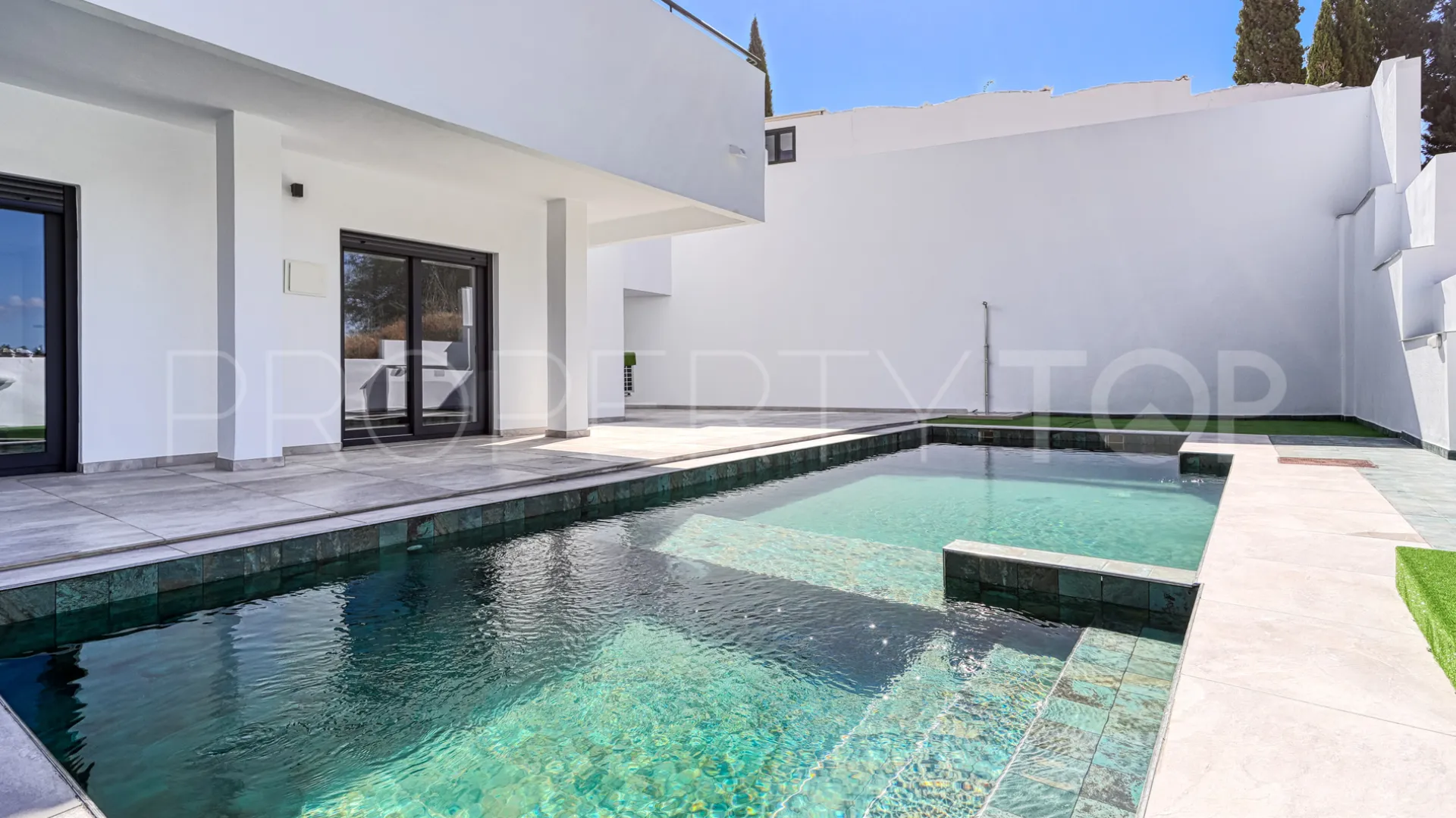 Mijas, casa con 5 dormitorios en venta
