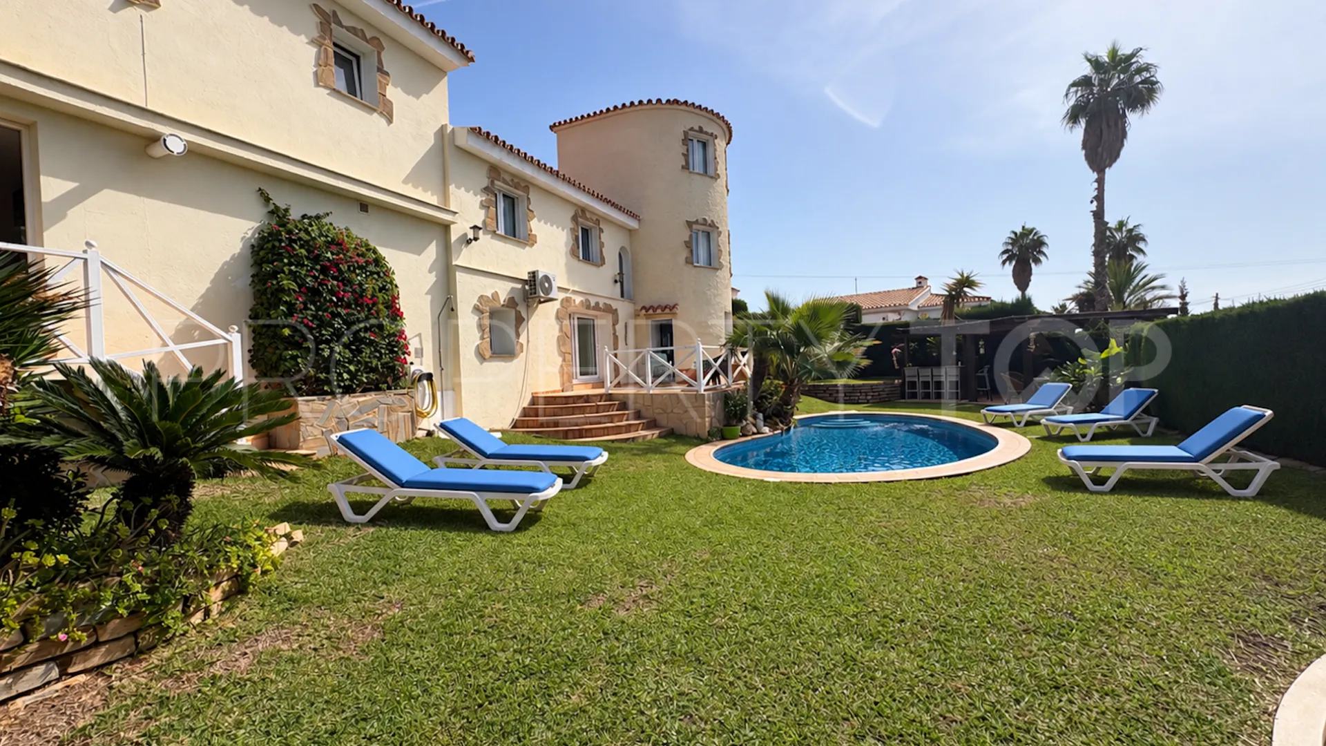 Casa a la venta en El Faro de Calaburras