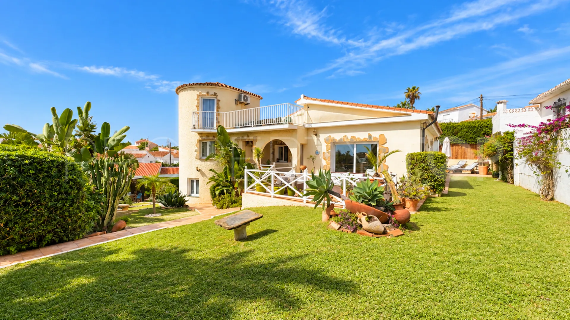 Casa a la venta en El Faro de Calaburras