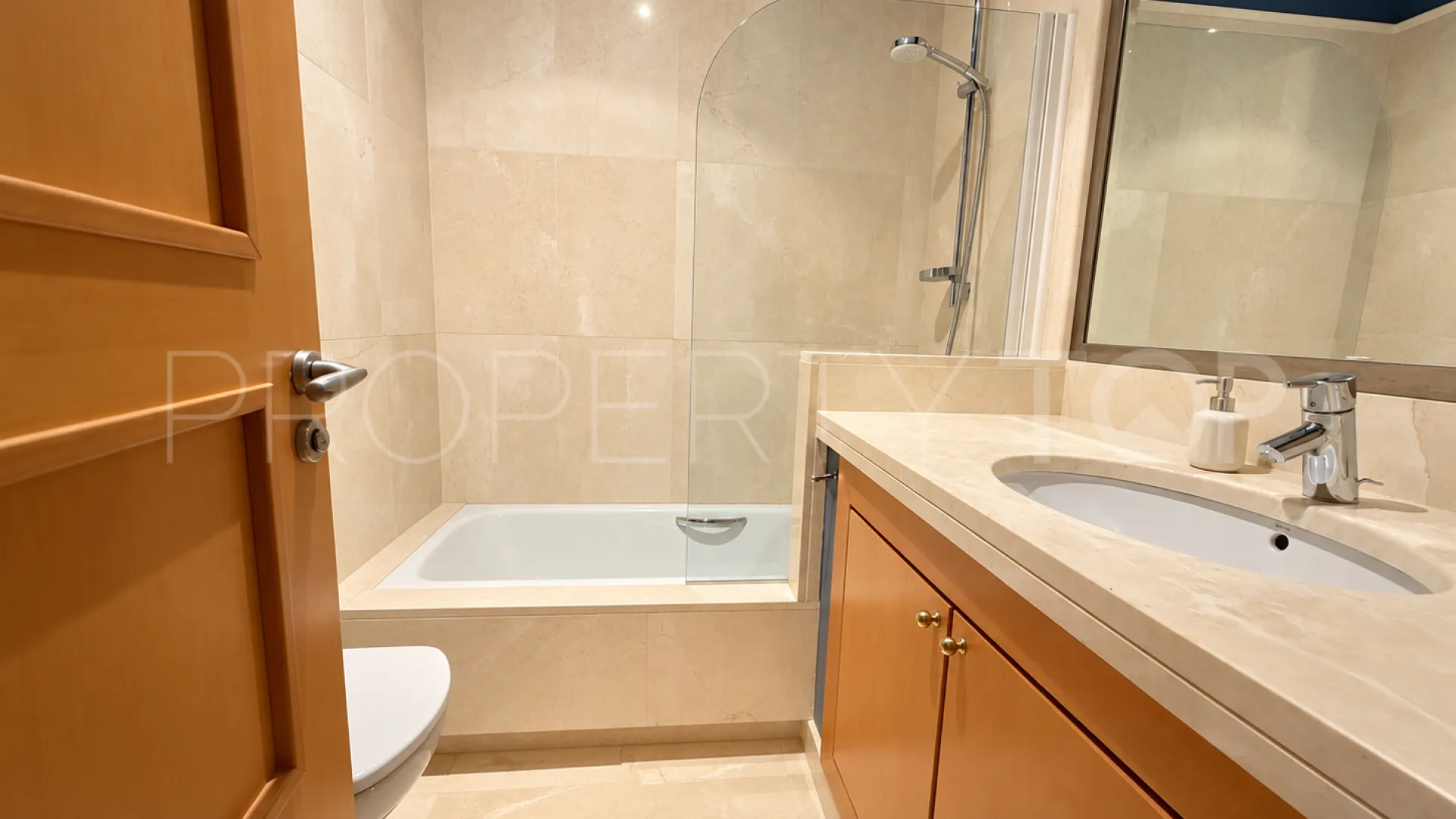 Apartment in Sotogrande for sale