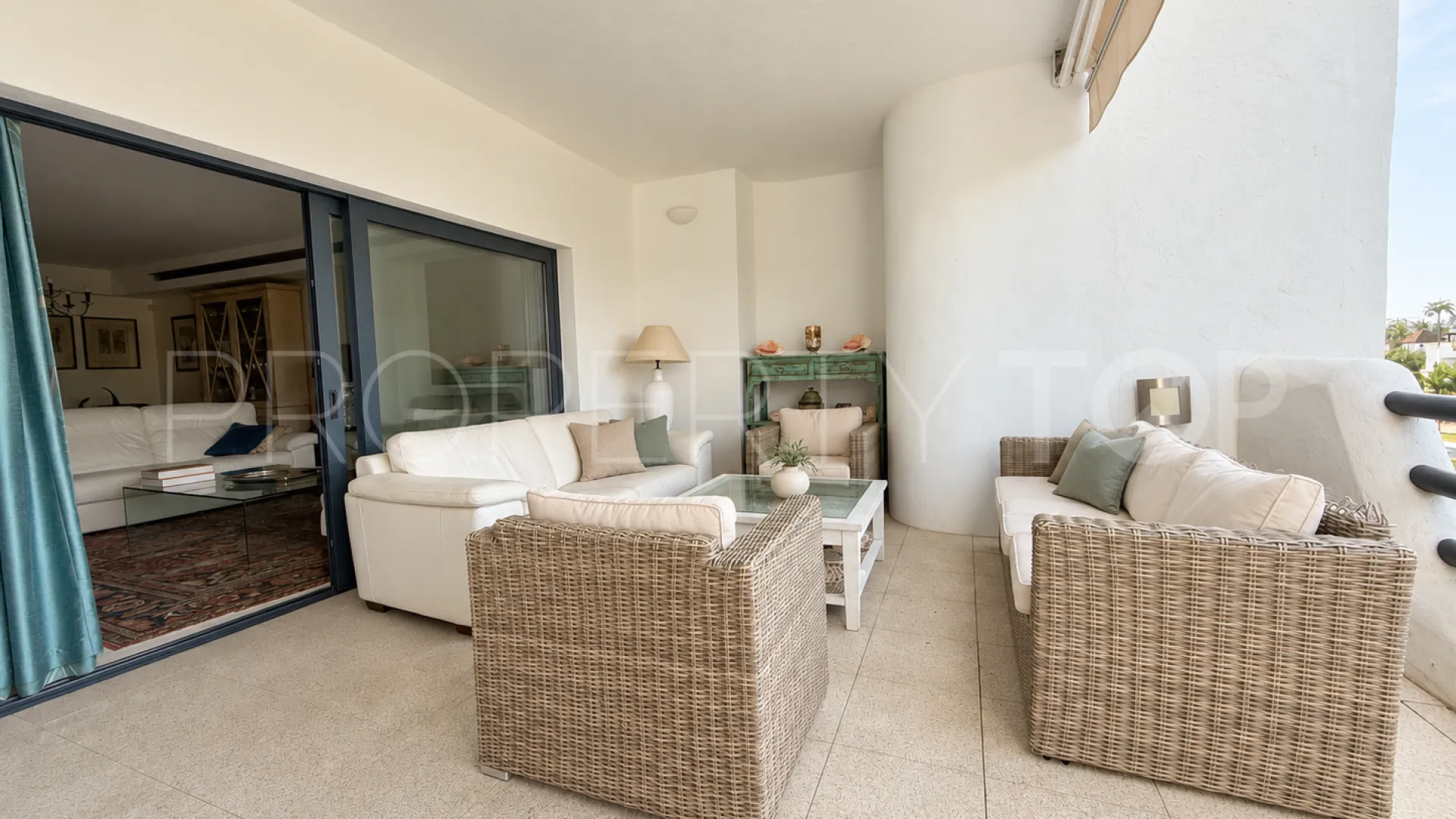 Apartment in Sotogrande for sale