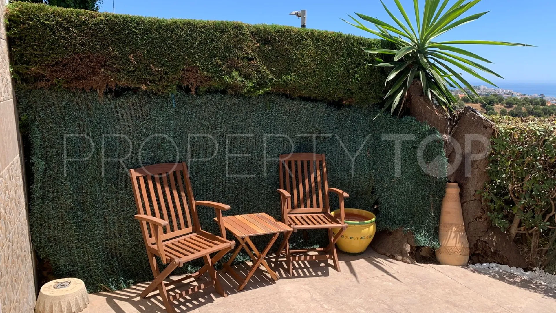 Ground floor apartment for sale in Sitio de Calahonda with 2 bedrooms