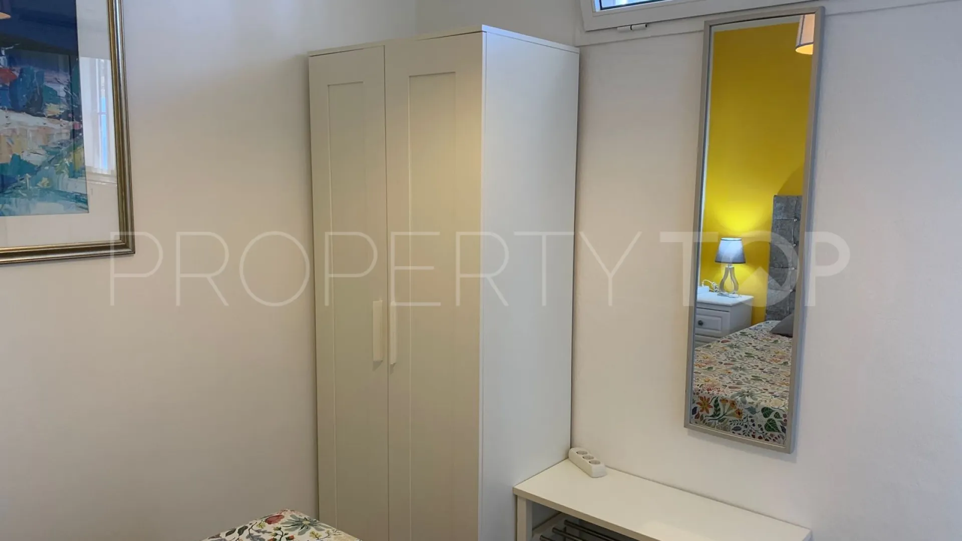 Ground floor apartment for sale in Sitio de Calahonda with 2 bedrooms