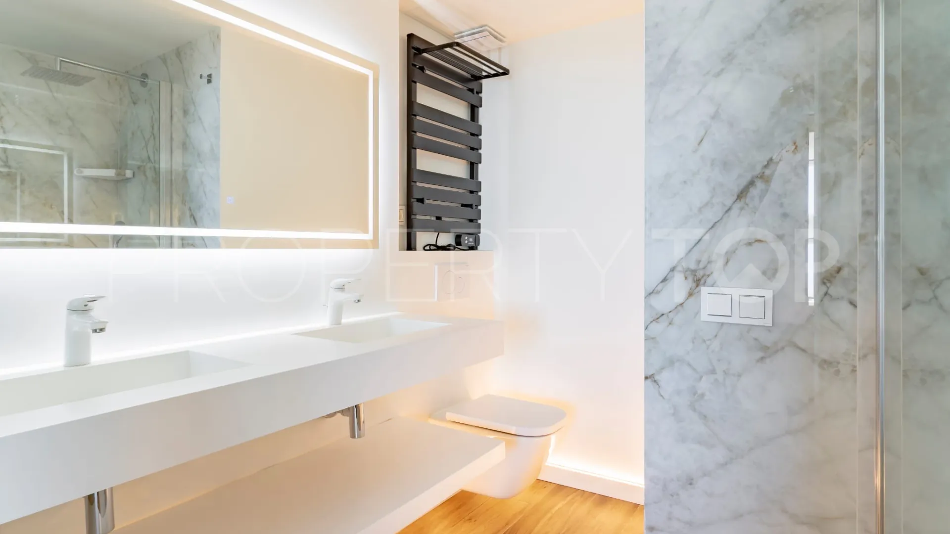 For sale Marbella East apartment