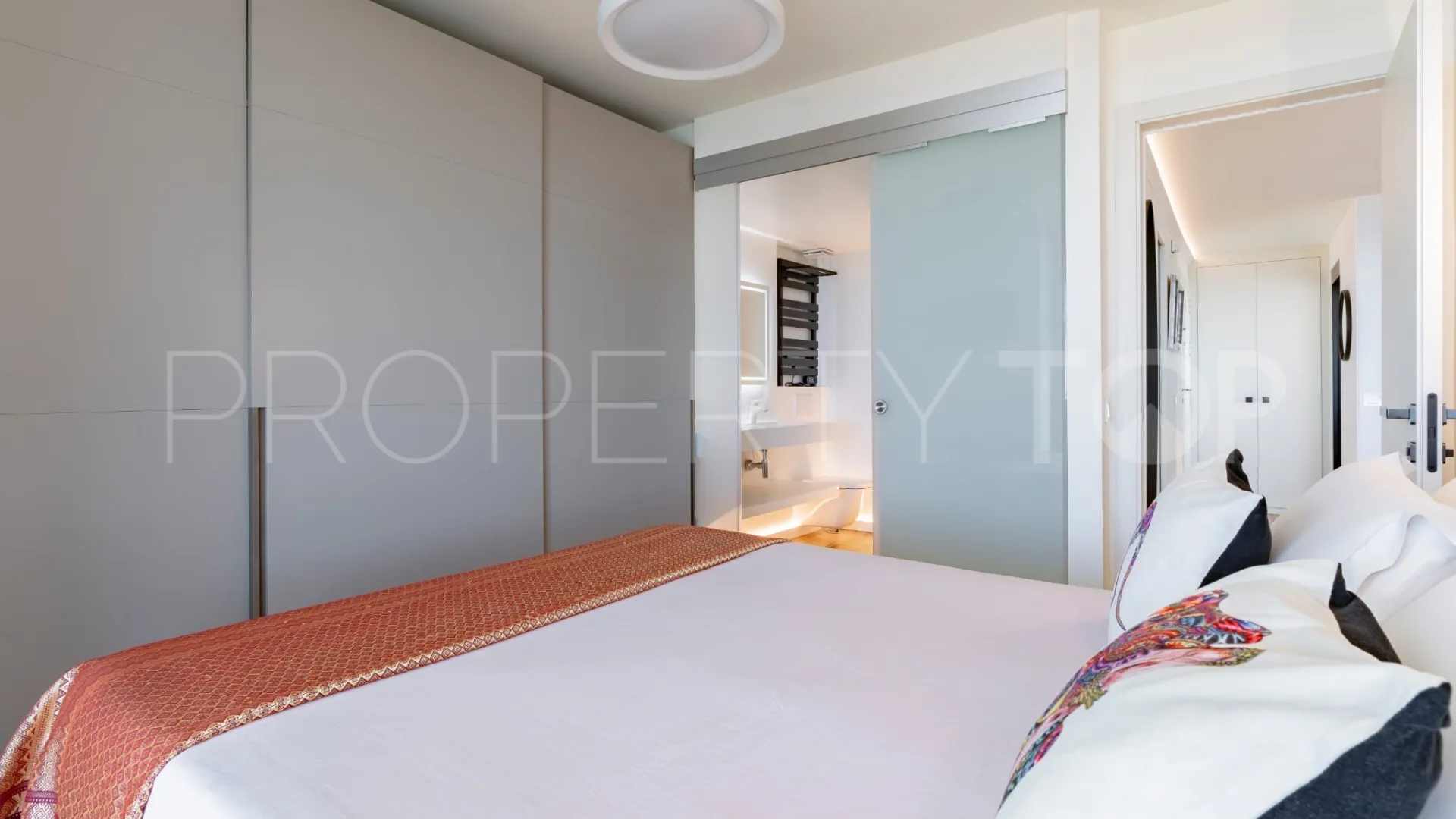 For sale Marbella East apartment