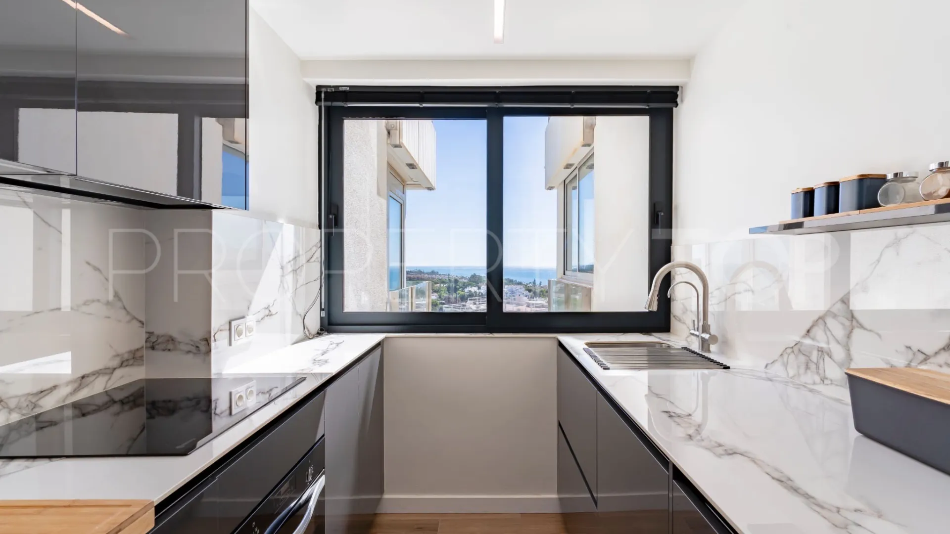 For sale Marbella East apartment