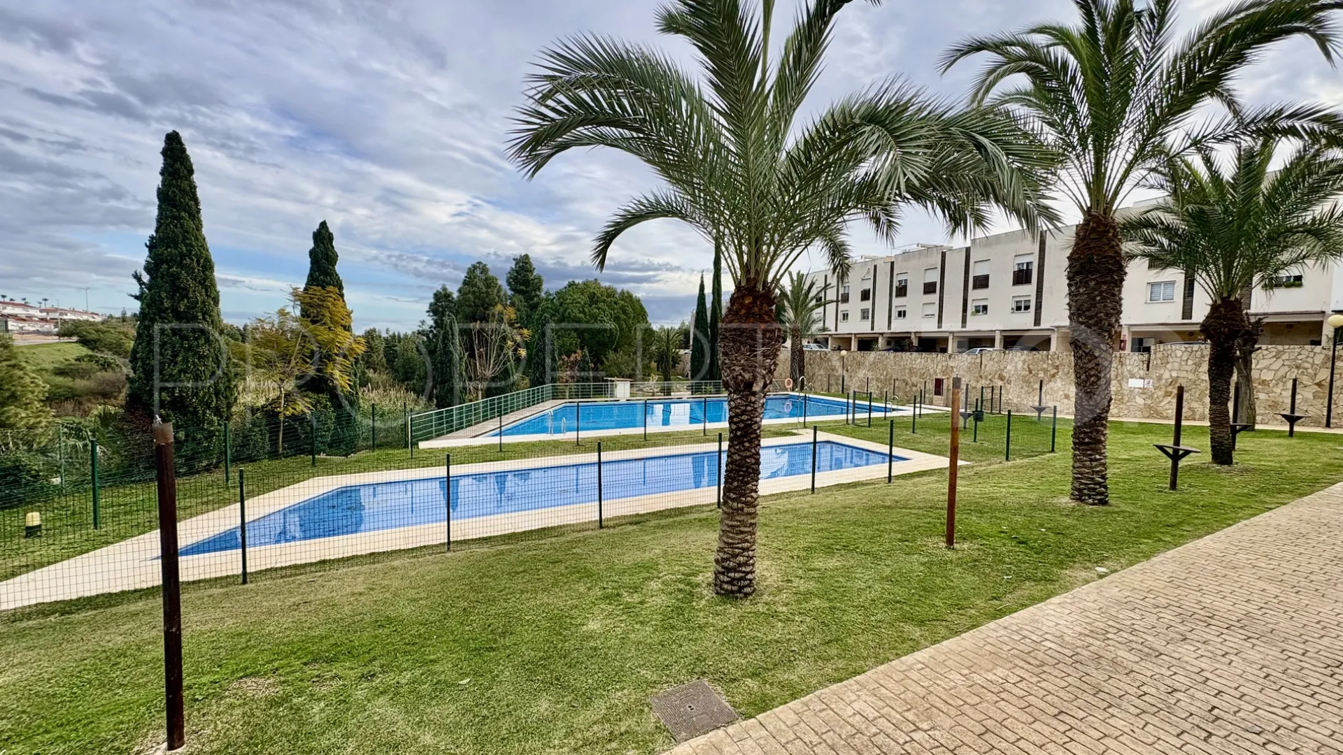 For sale Cerrado del Aguila 3 bedrooms town house