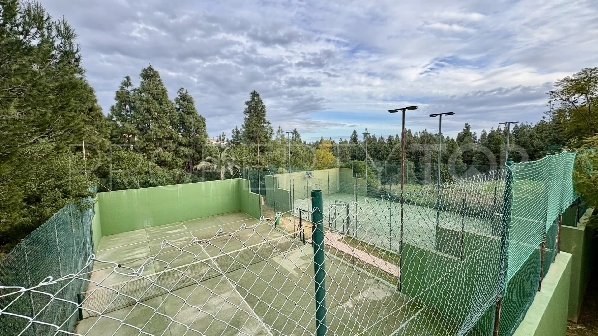 For sale Cerrado del Aguila 3 bedrooms town house