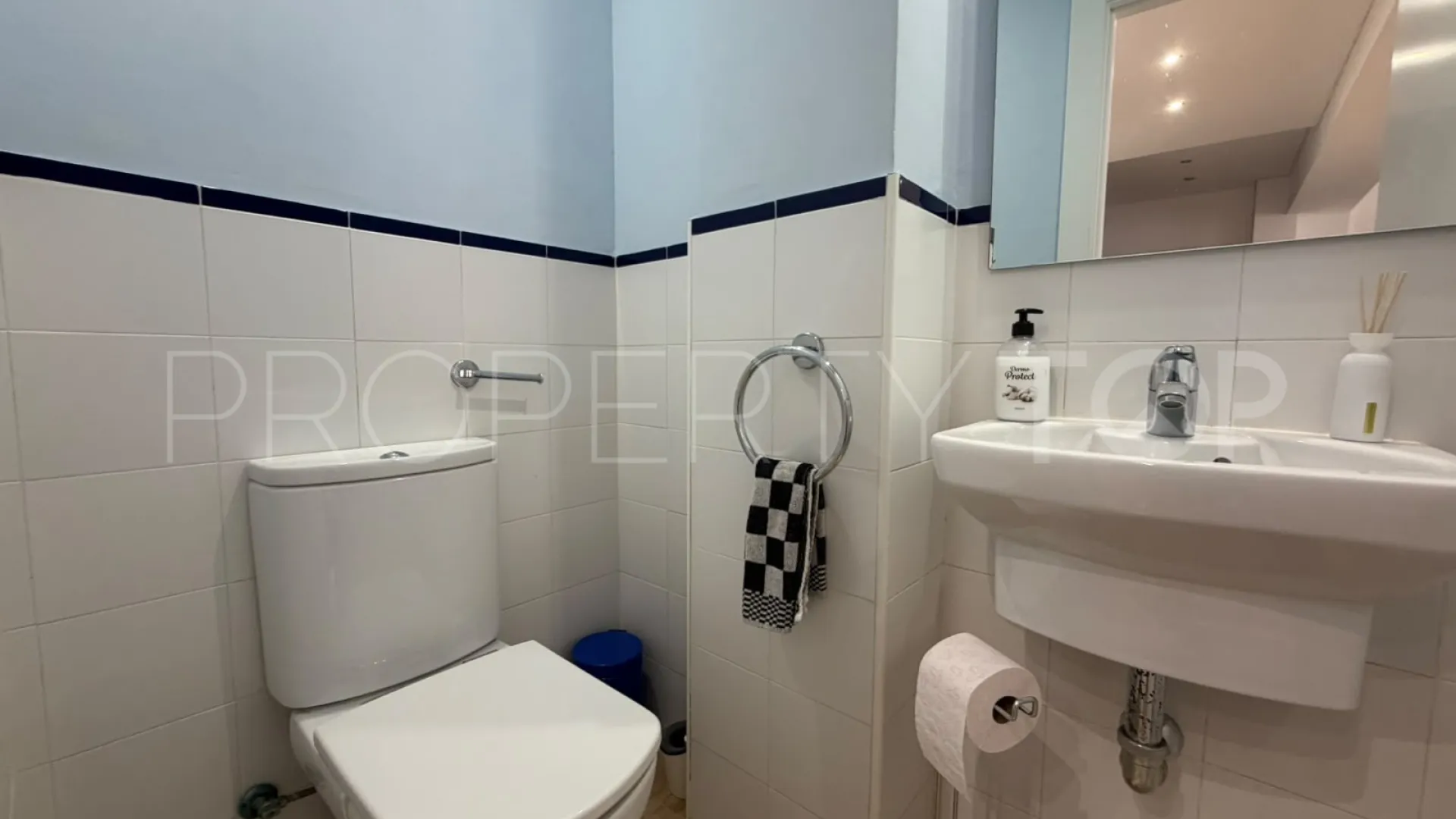 For sale Cerrado del Aguila 3 bedrooms town house