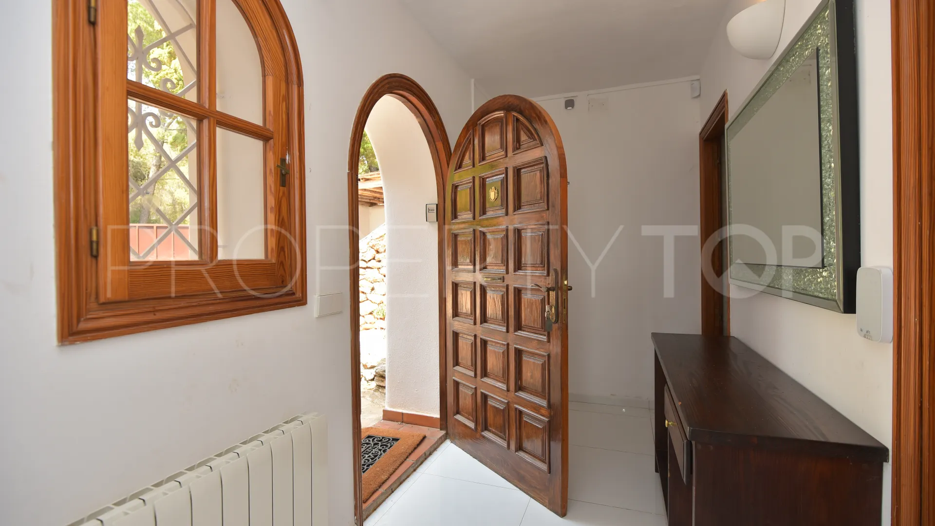 Se vende villa de 3 dormitorios en Cala Llonga