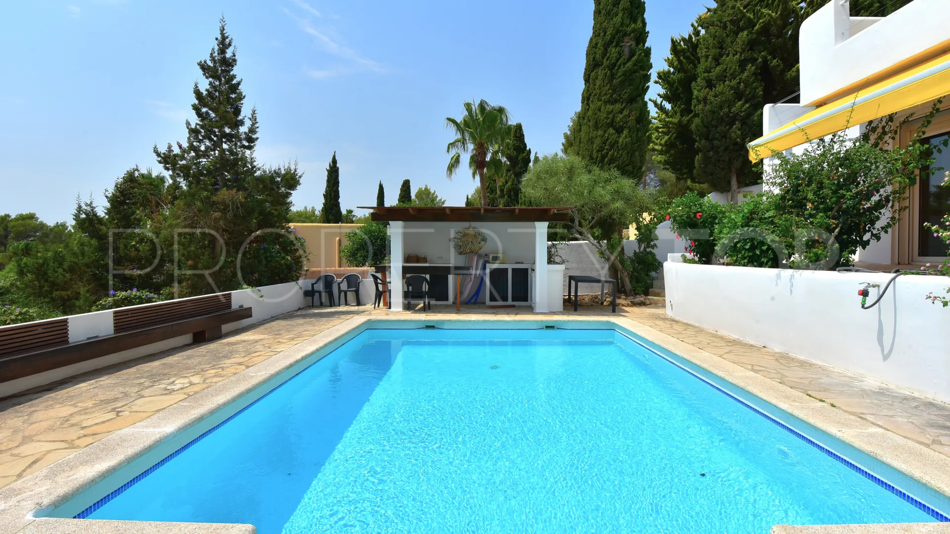 Se vende villa de 3 dormitorios en Cala Llonga