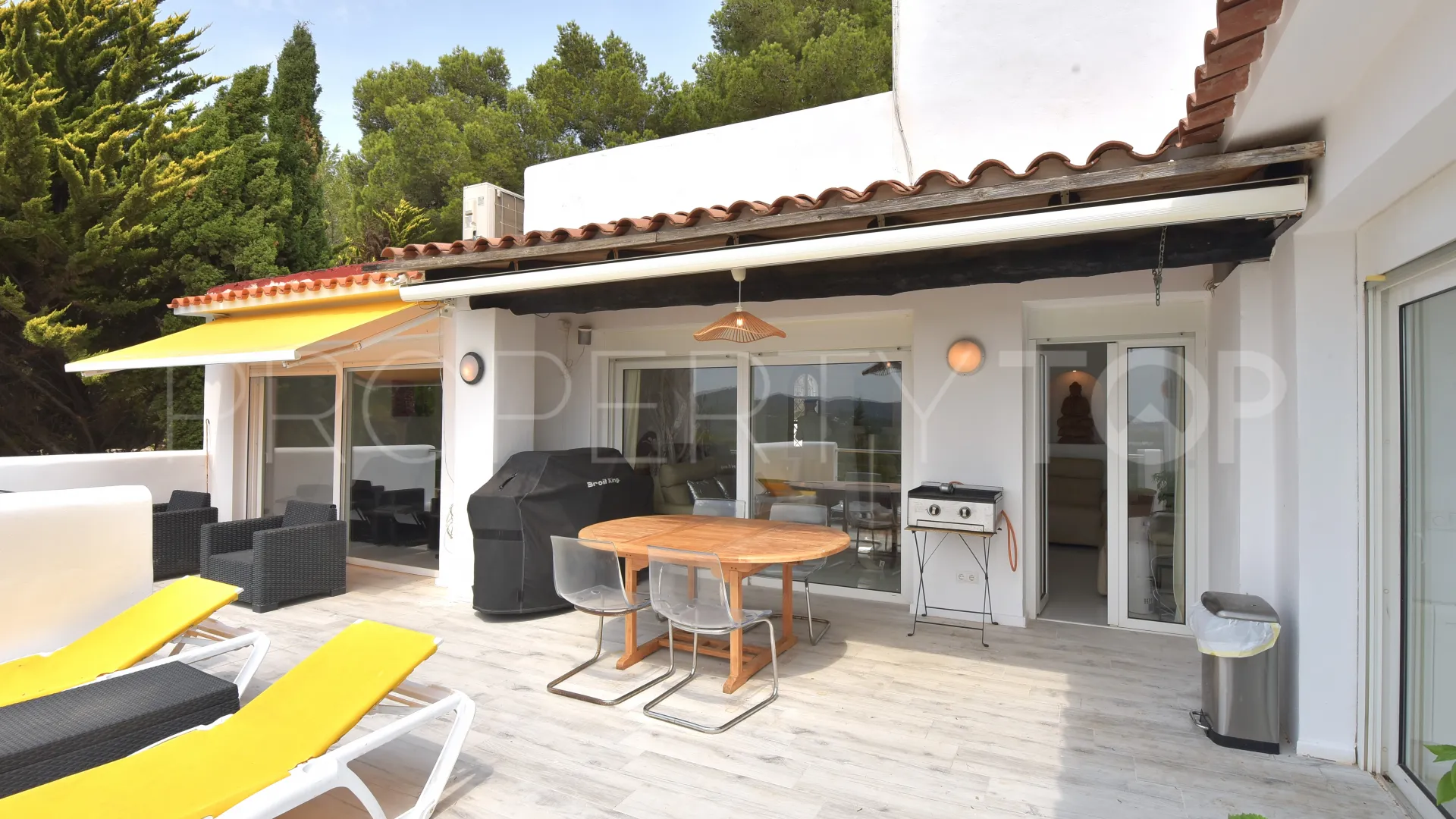 Se vende villa de 3 dormitorios en Cala Llonga