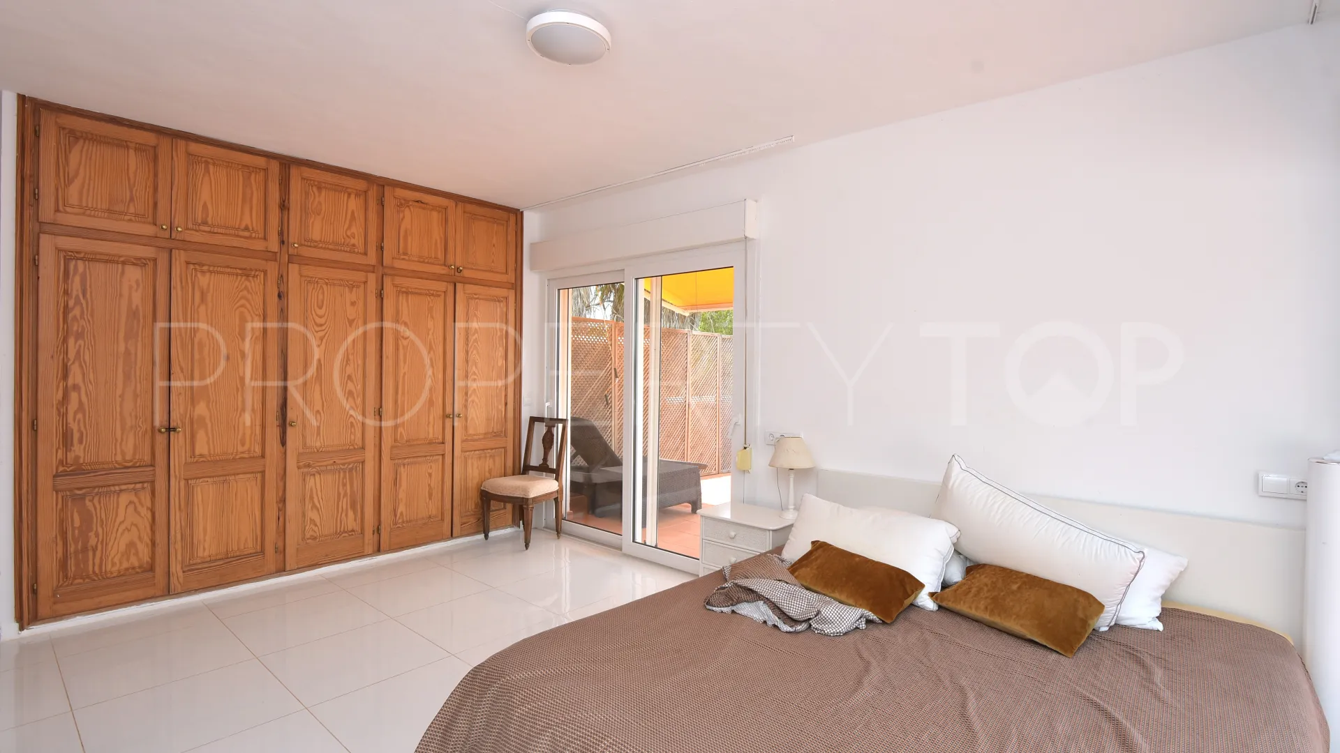 Se vende villa de 3 dormitorios en Cala Llonga