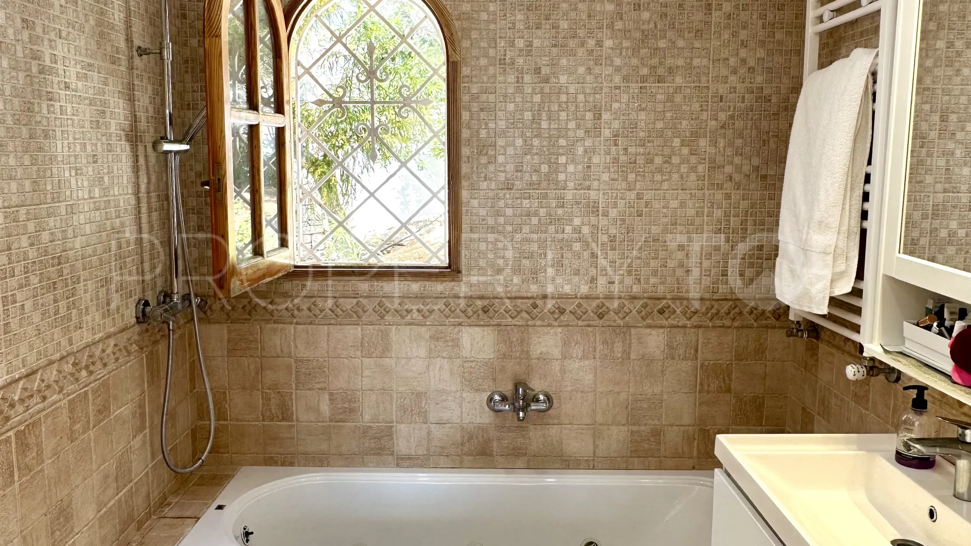 Se vende villa de 3 dormitorios en Cala Llonga
