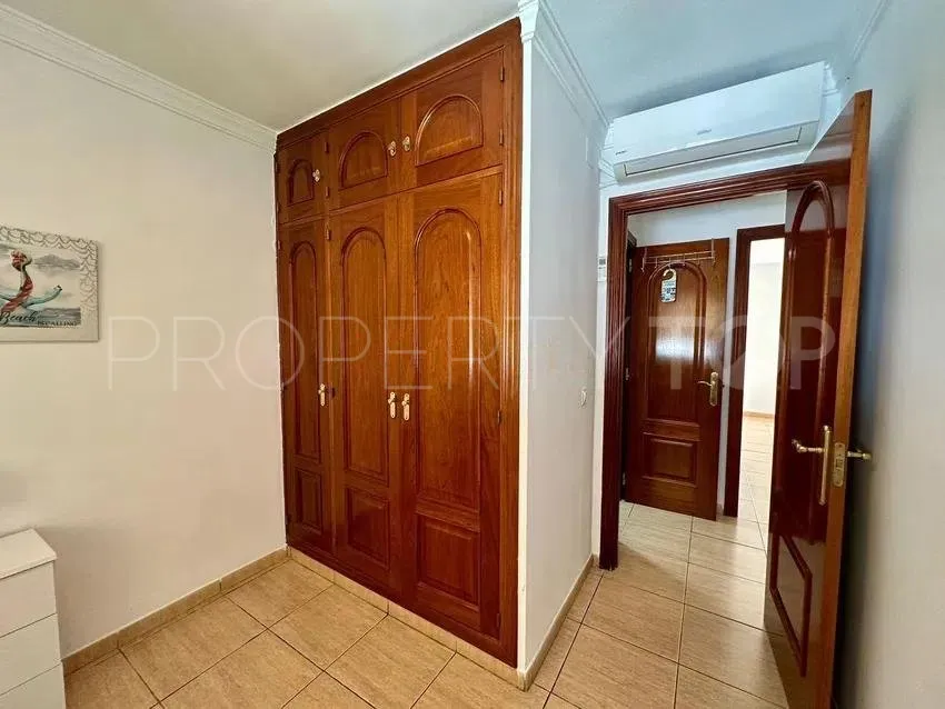 Buy duplex penthouse in La Carihuela with 3 bedrooms