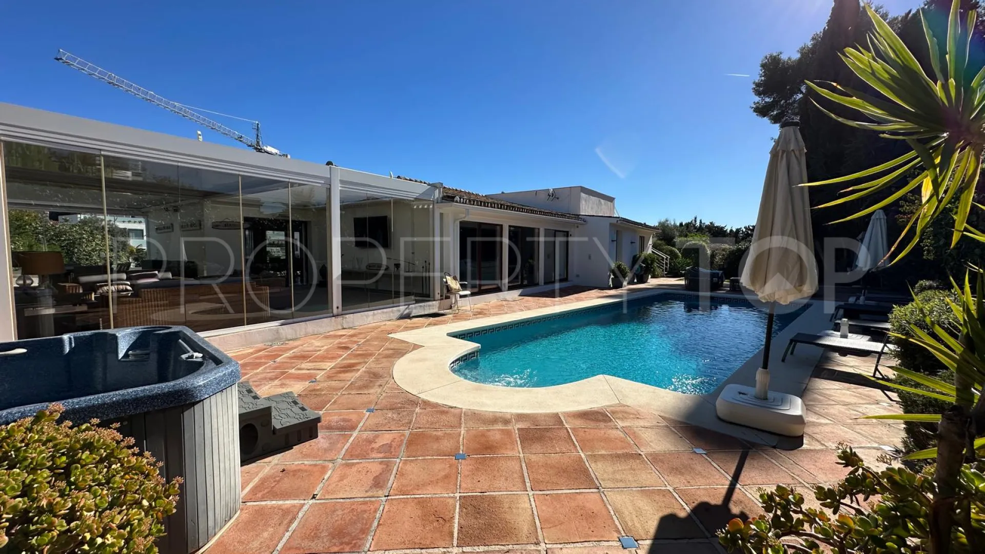 For sale villa with 8 bedrooms in Linda Vista Baja