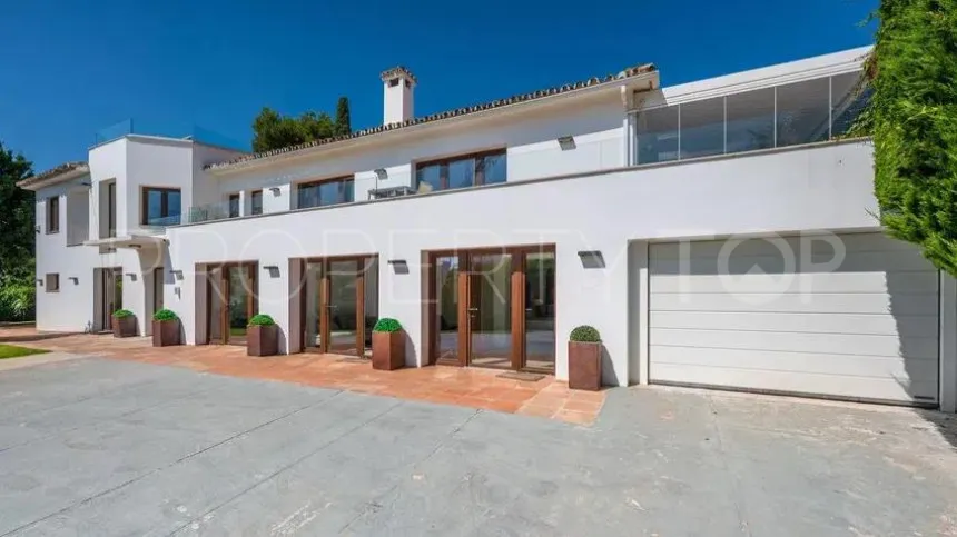 For sale villa with 8 bedrooms in Linda Vista Baja