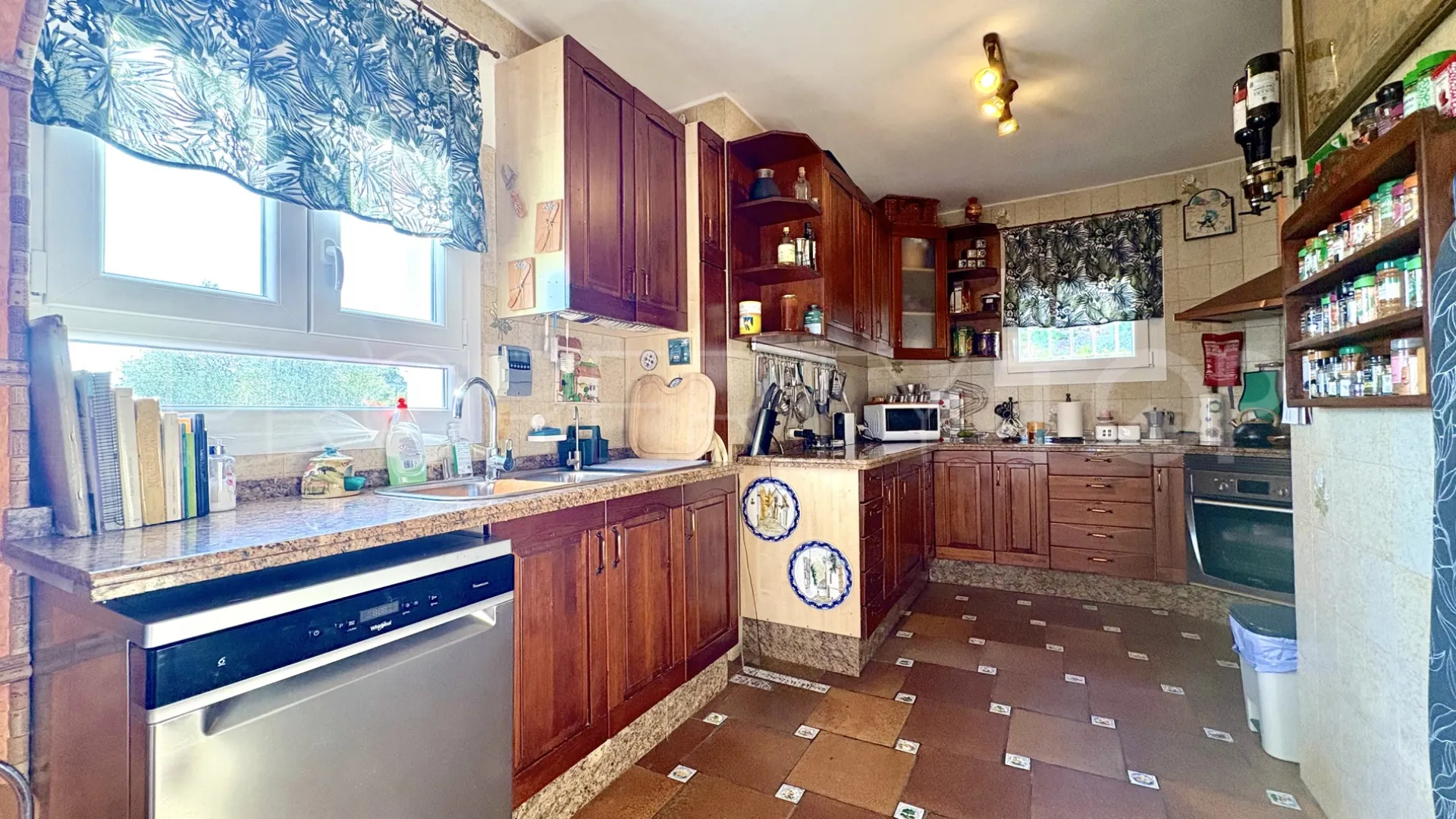 Comprar casa en Cala de Mijas con 5 dormitorios