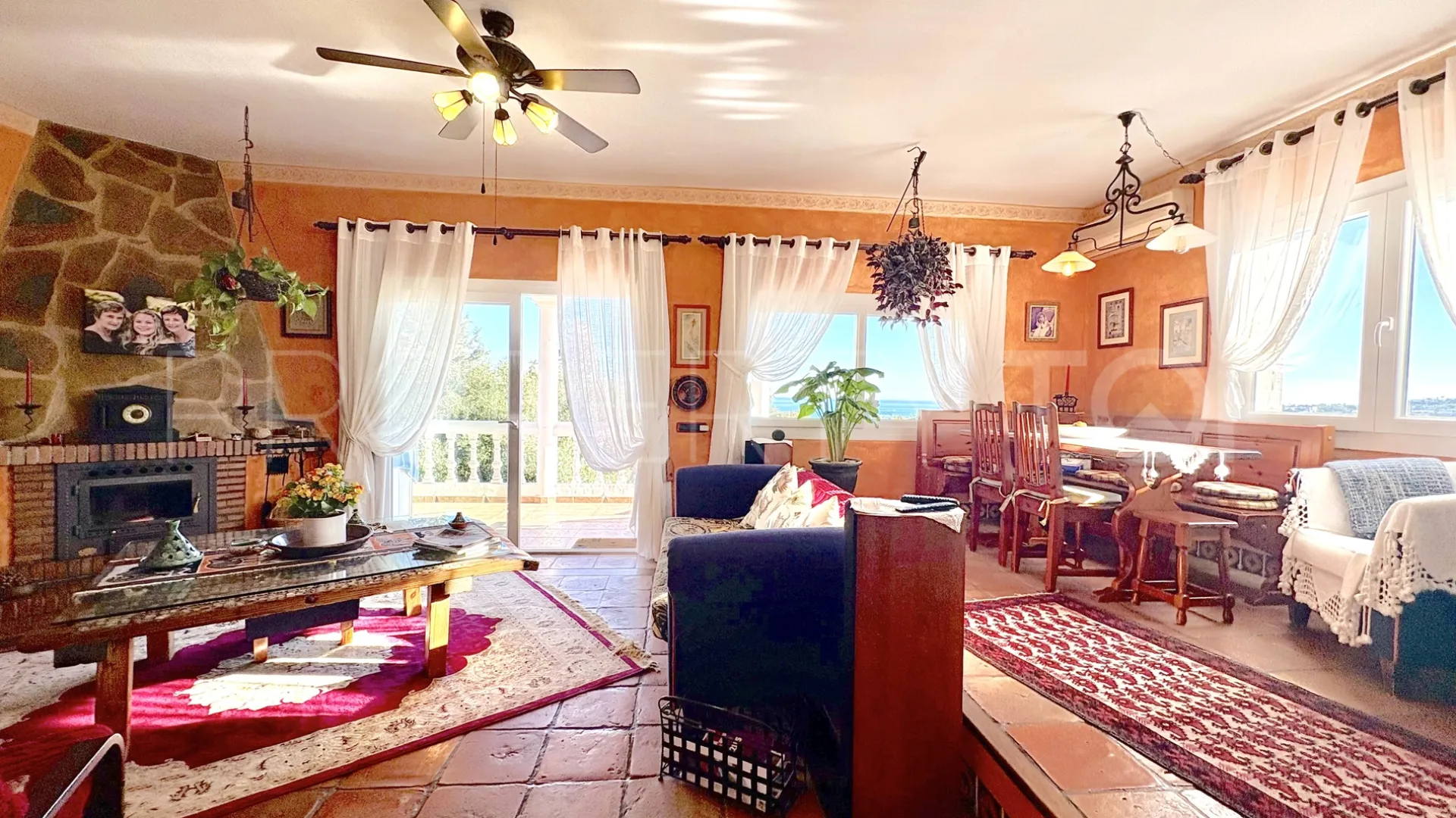 Comprar casa en Cala de Mijas con 5 dormitorios