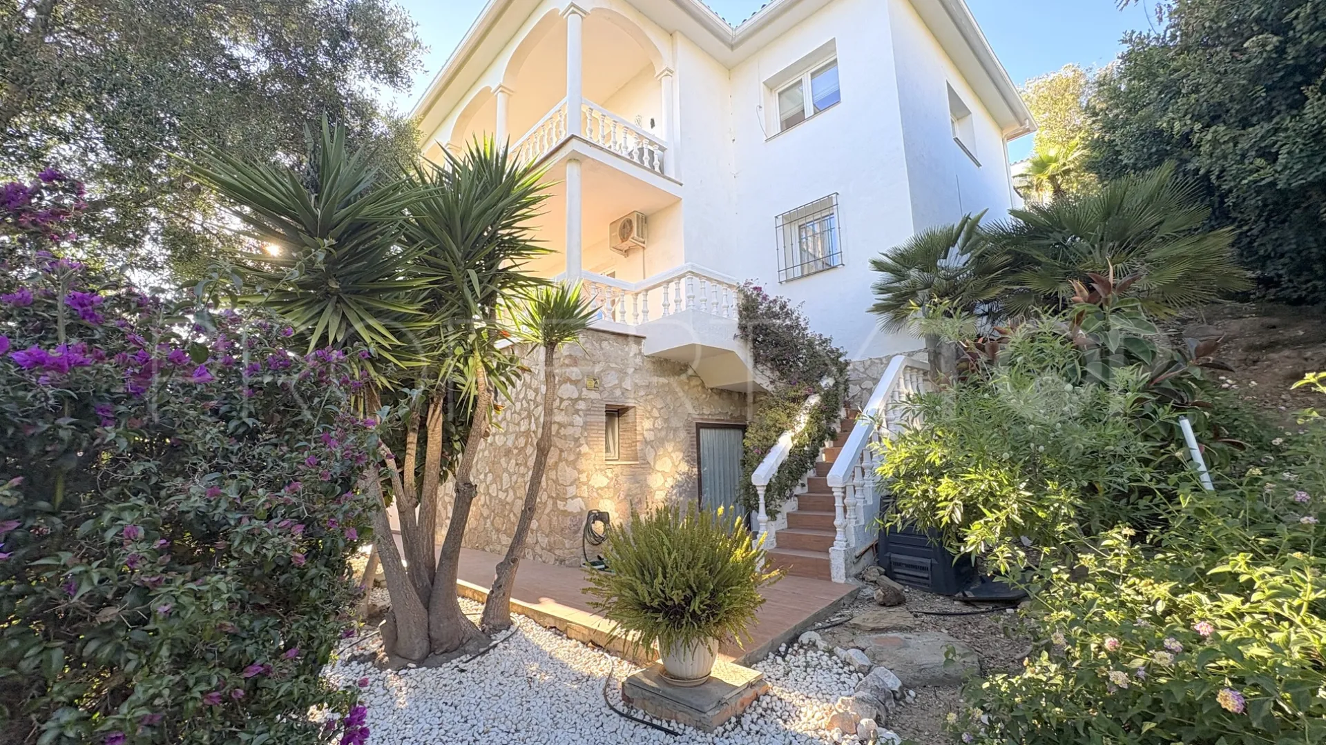 Comprar casa en Cala de Mijas con 5 dormitorios