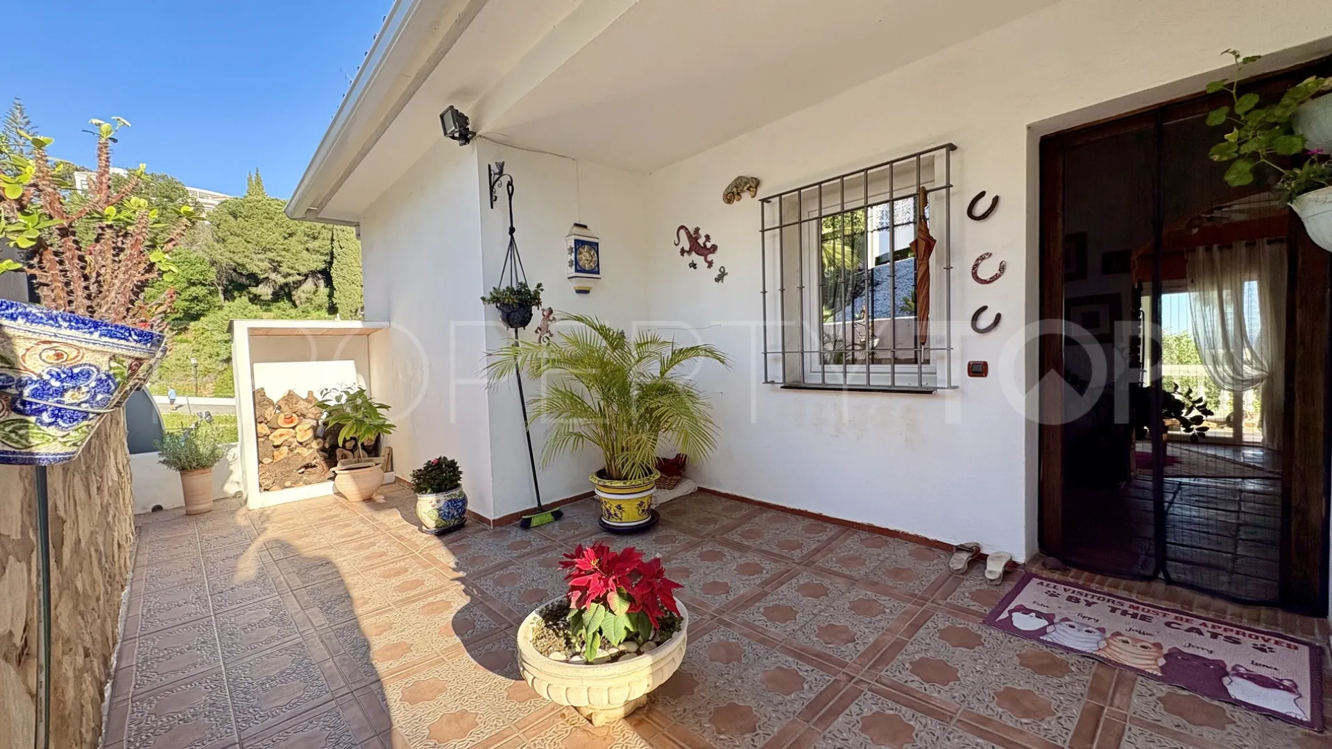 Comprar casa en Cala de Mijas con 5 dormitorios
