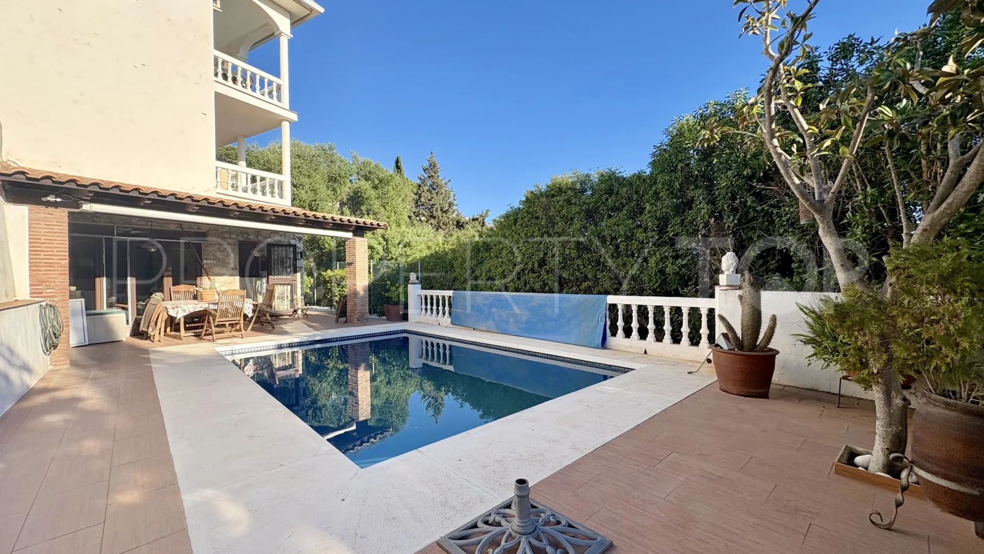 Comprar casa en Cala de Mijas con 5 dormitorios