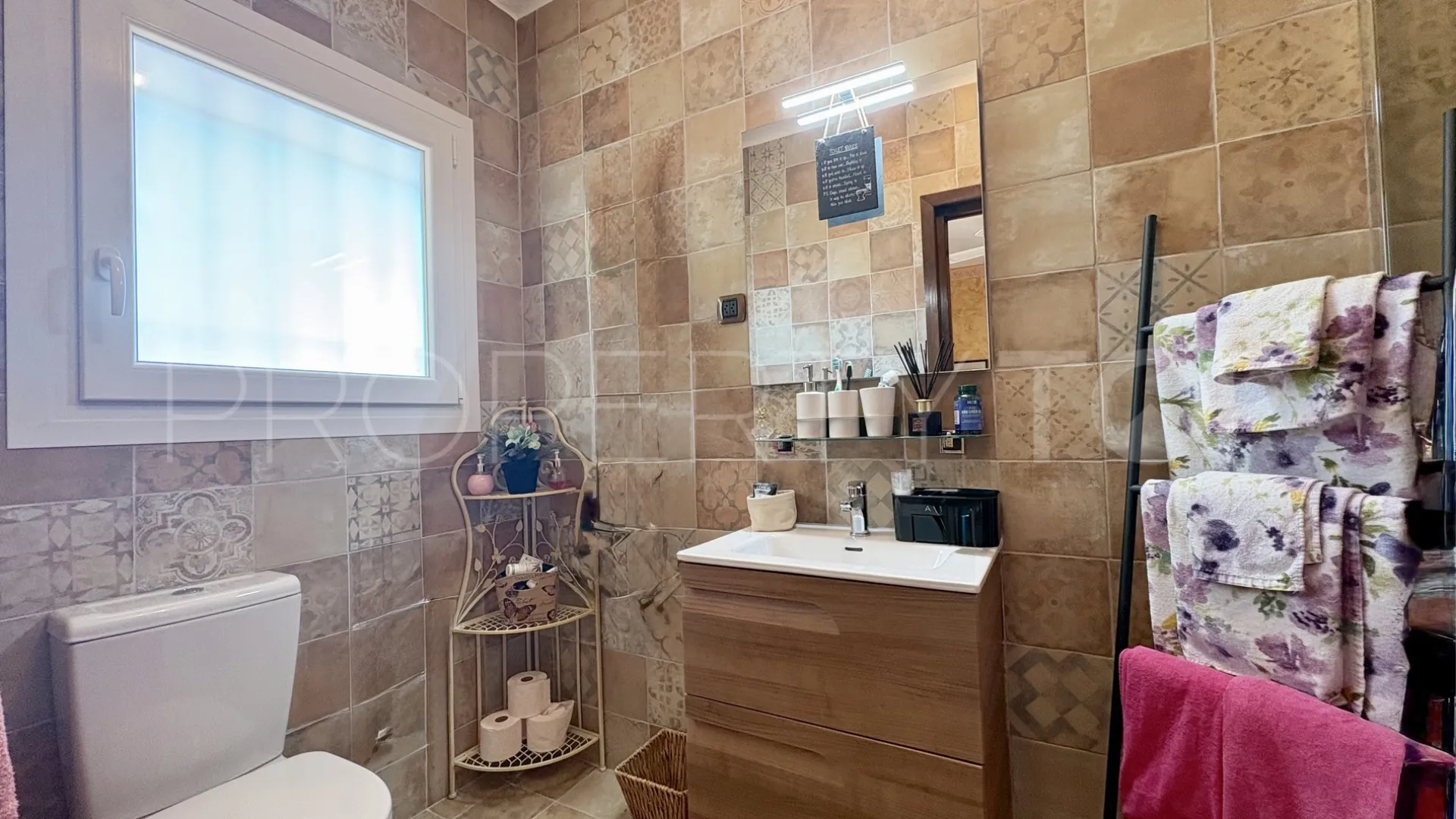 Comprar casa en Cala de Mijas con 5 dormitorios