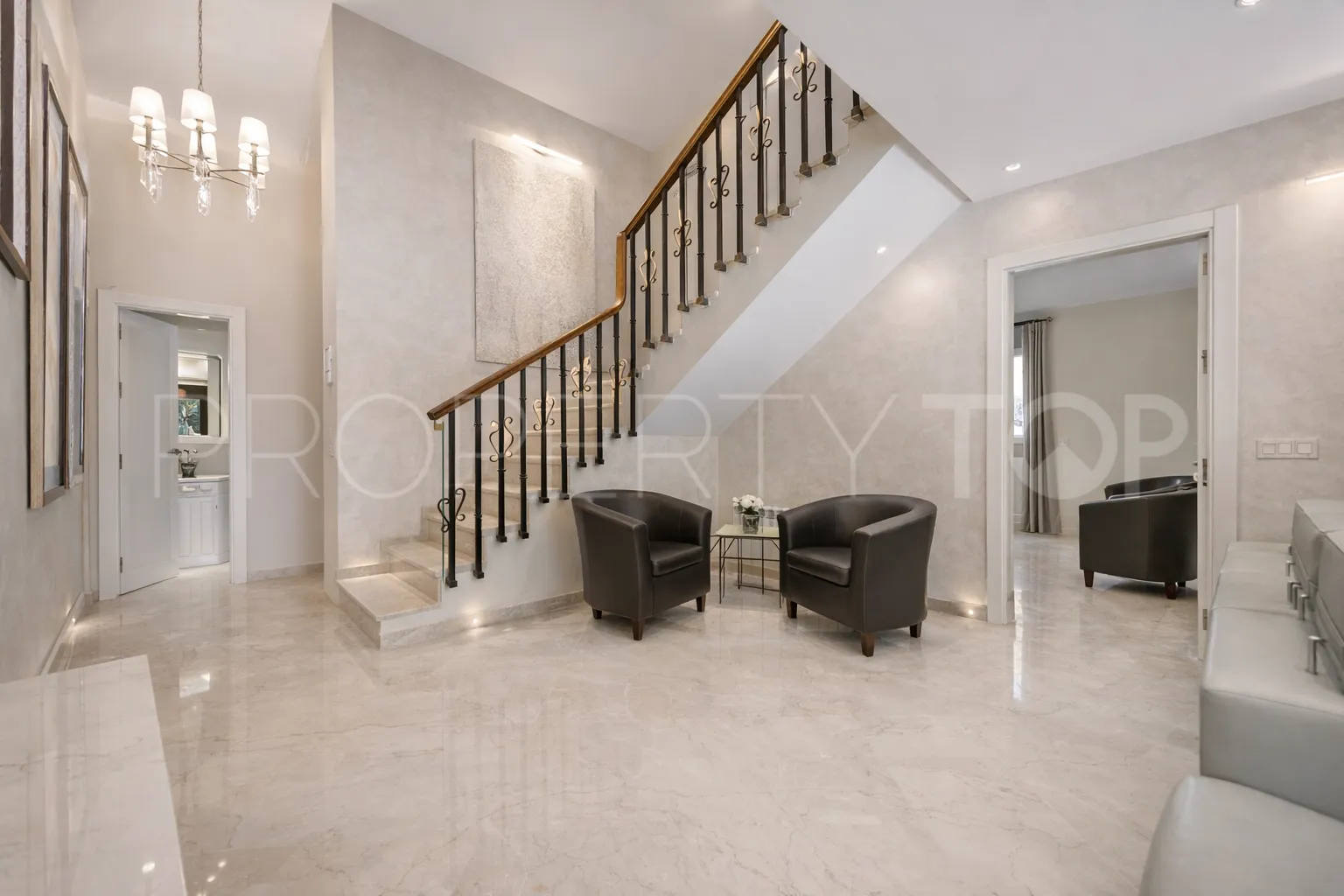 5 bedrooms Atalaya villa for sale