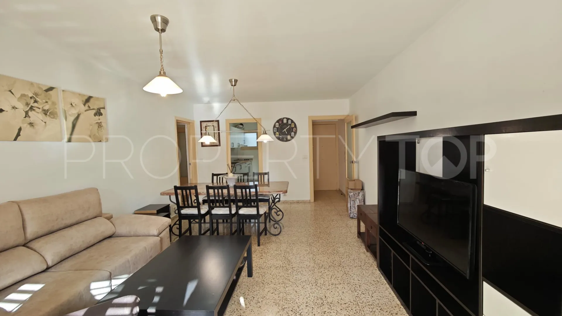 Ground floor apartment with 4 bedrooms for sale in Puig D'en Valls
