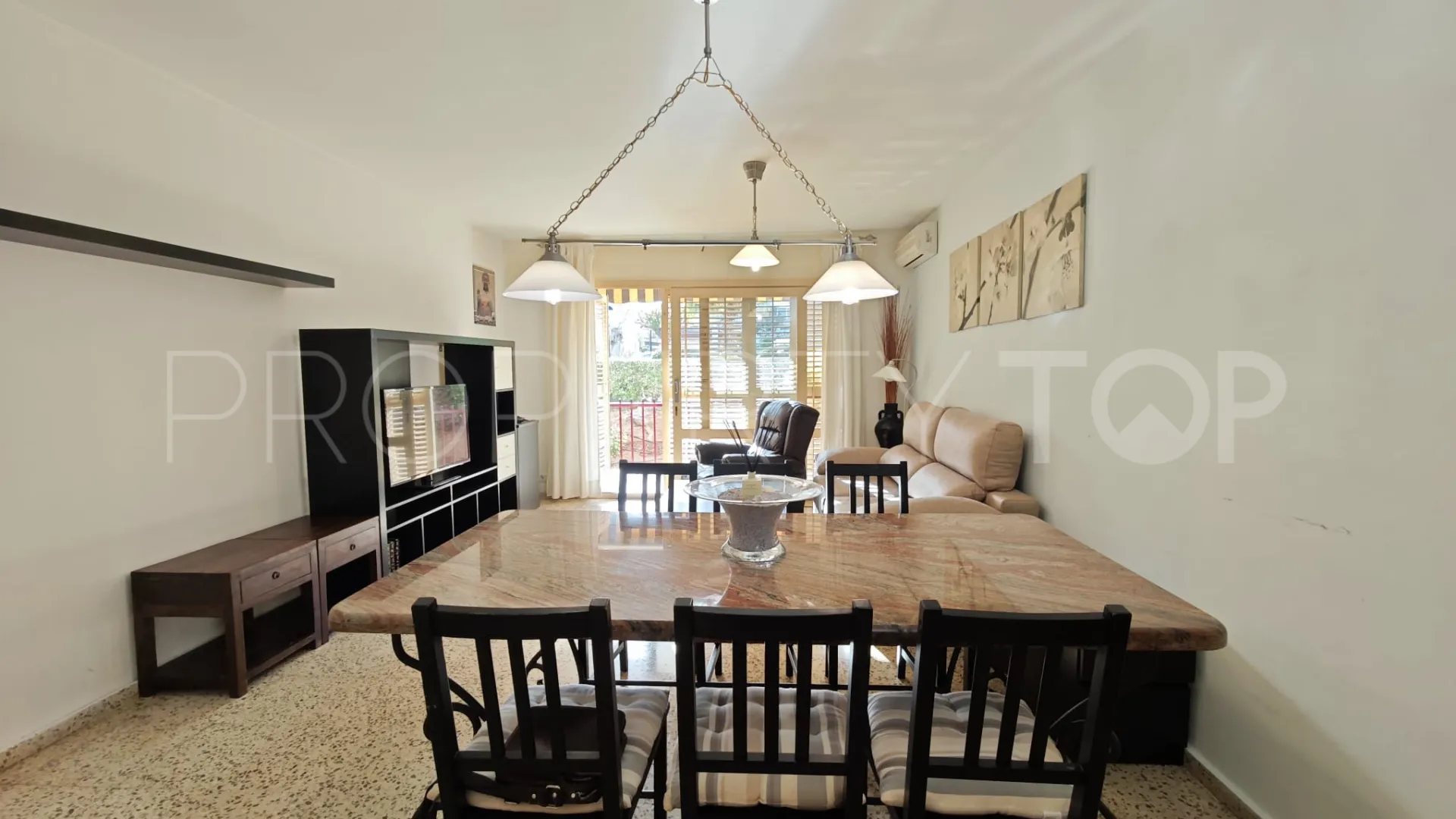 Ground floor apartment with 4 bedrooms for sale in Puig D'en Valls