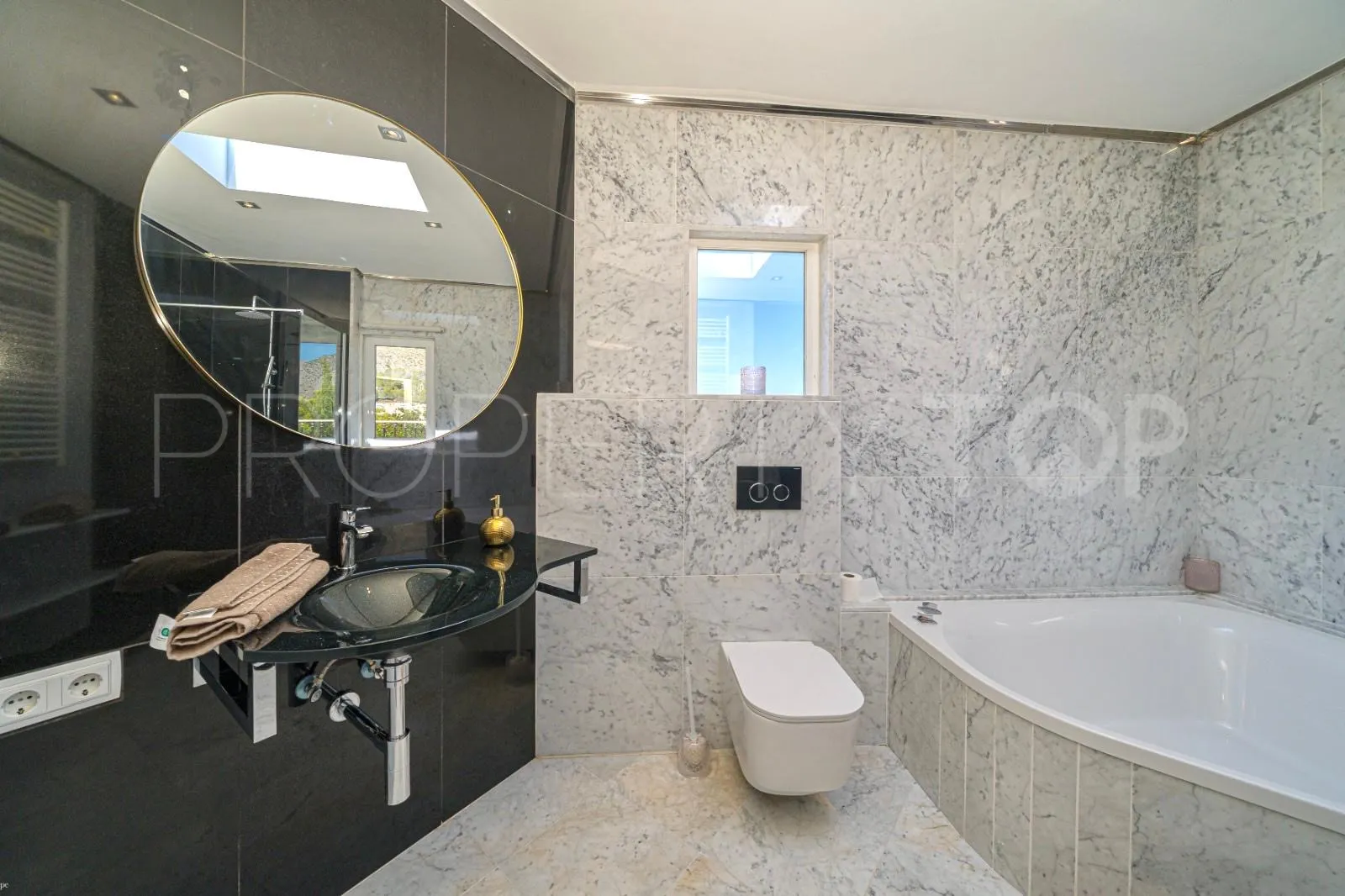 Altea Hills, casa en venta con 4 dormitorios