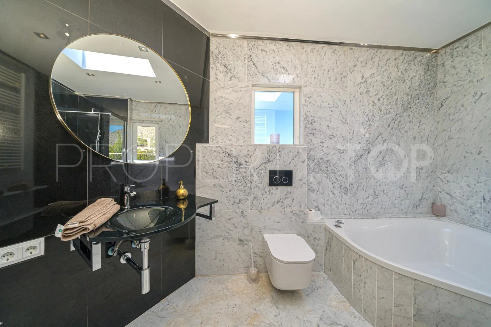 Altea Hills, casa en venta con 4 dormitorios