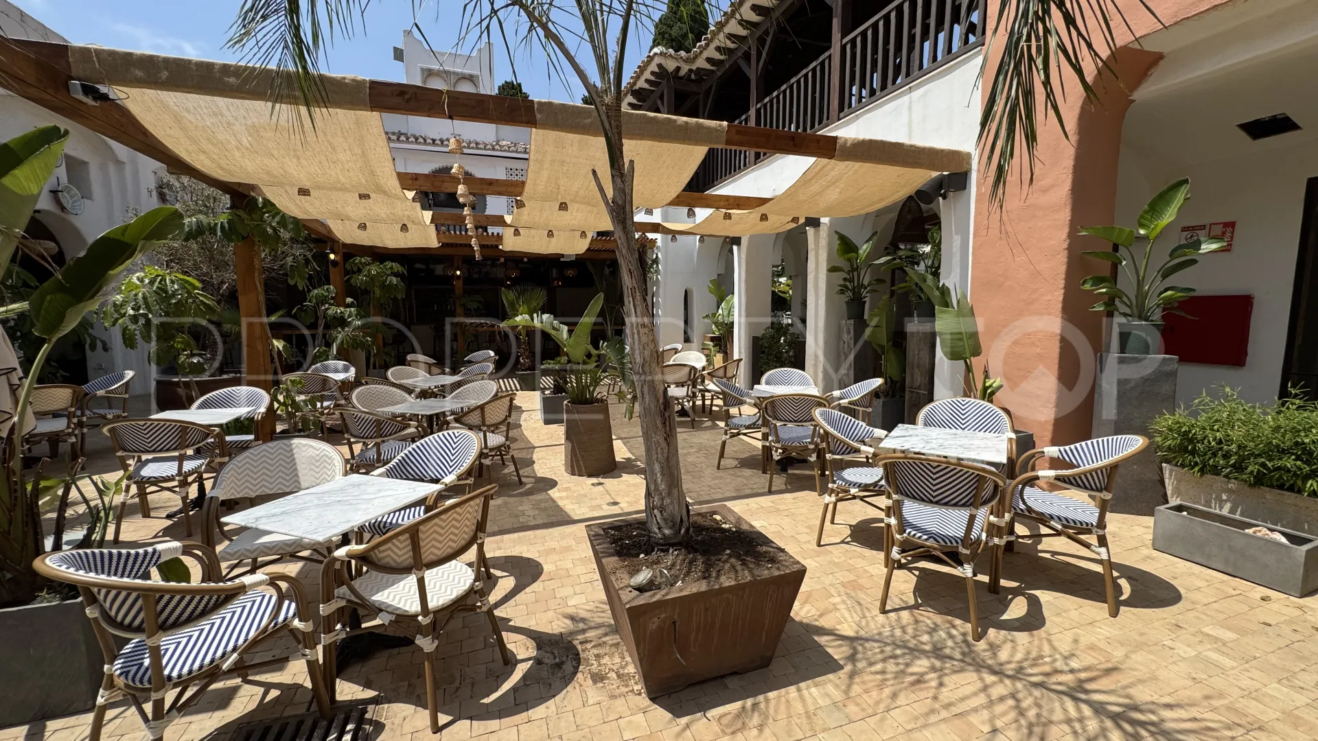 For sale Calahonda commercial premises
