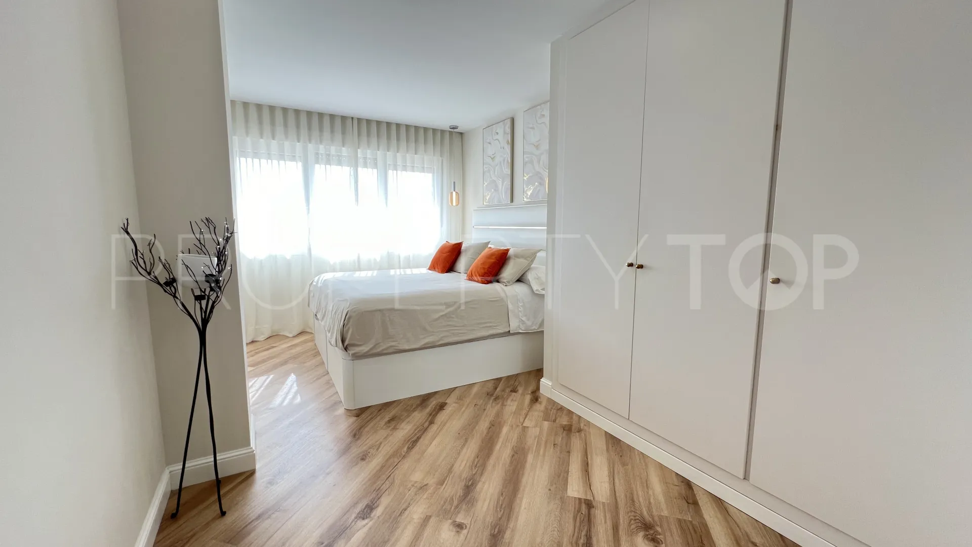 Apartment with 3 bedrooms for sale in Torrequebrada