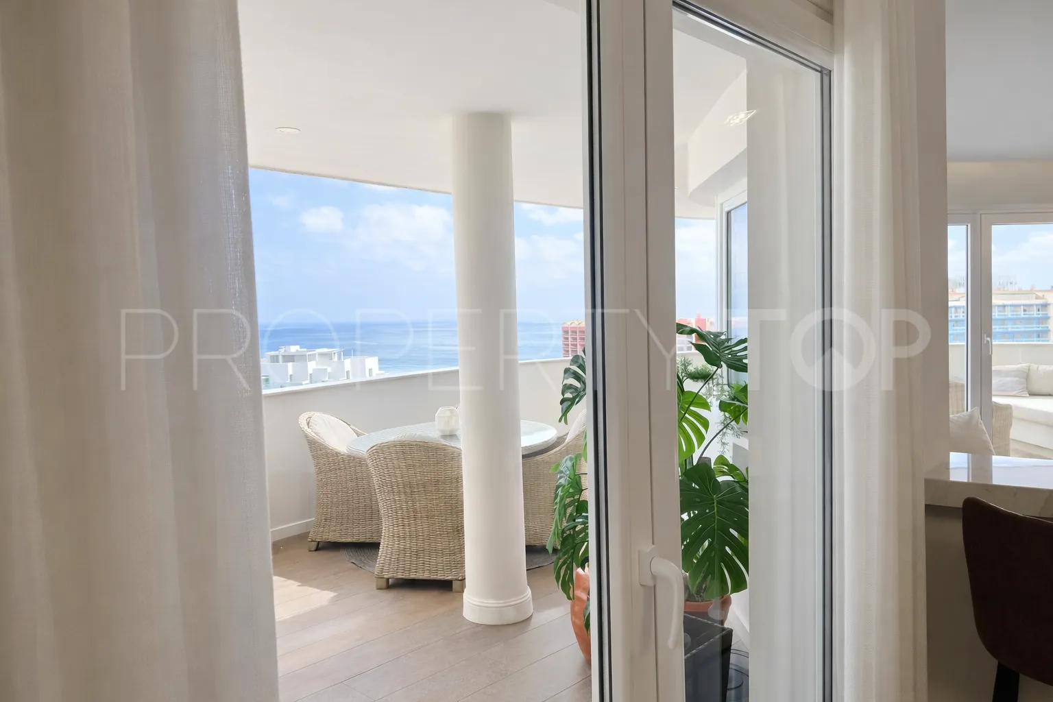 Apartment with 3 bedrooms for sale in Torrequebrada